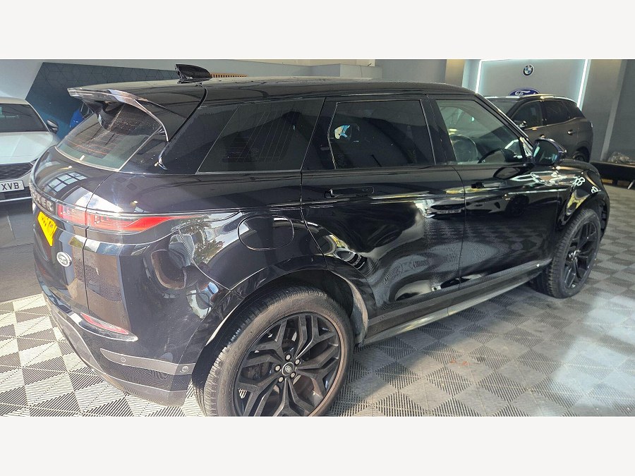 2019 Land Rover Range Rover Evoque photo 12