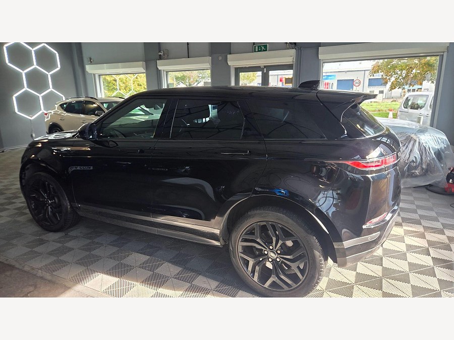 2019 Land Rover Range Rover Evoque photo 10