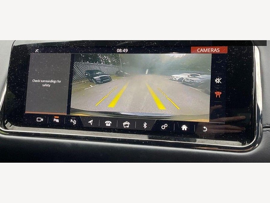 2019 Land Rover Range Rover Evoque photo 8