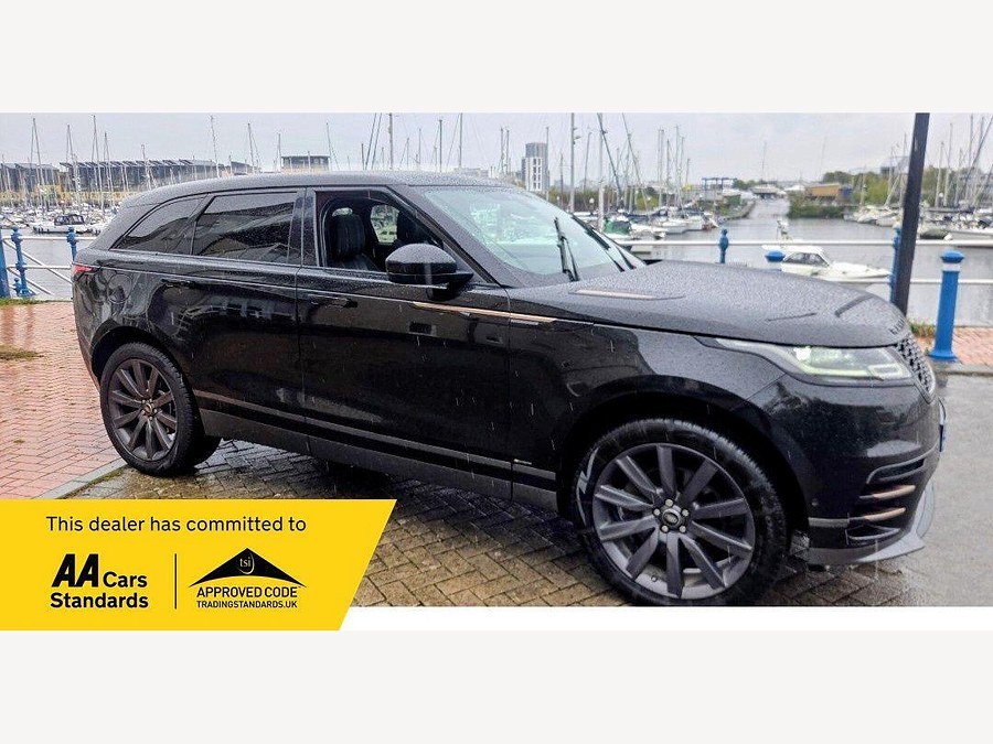 Land Rover Range Rover Velar photo 2