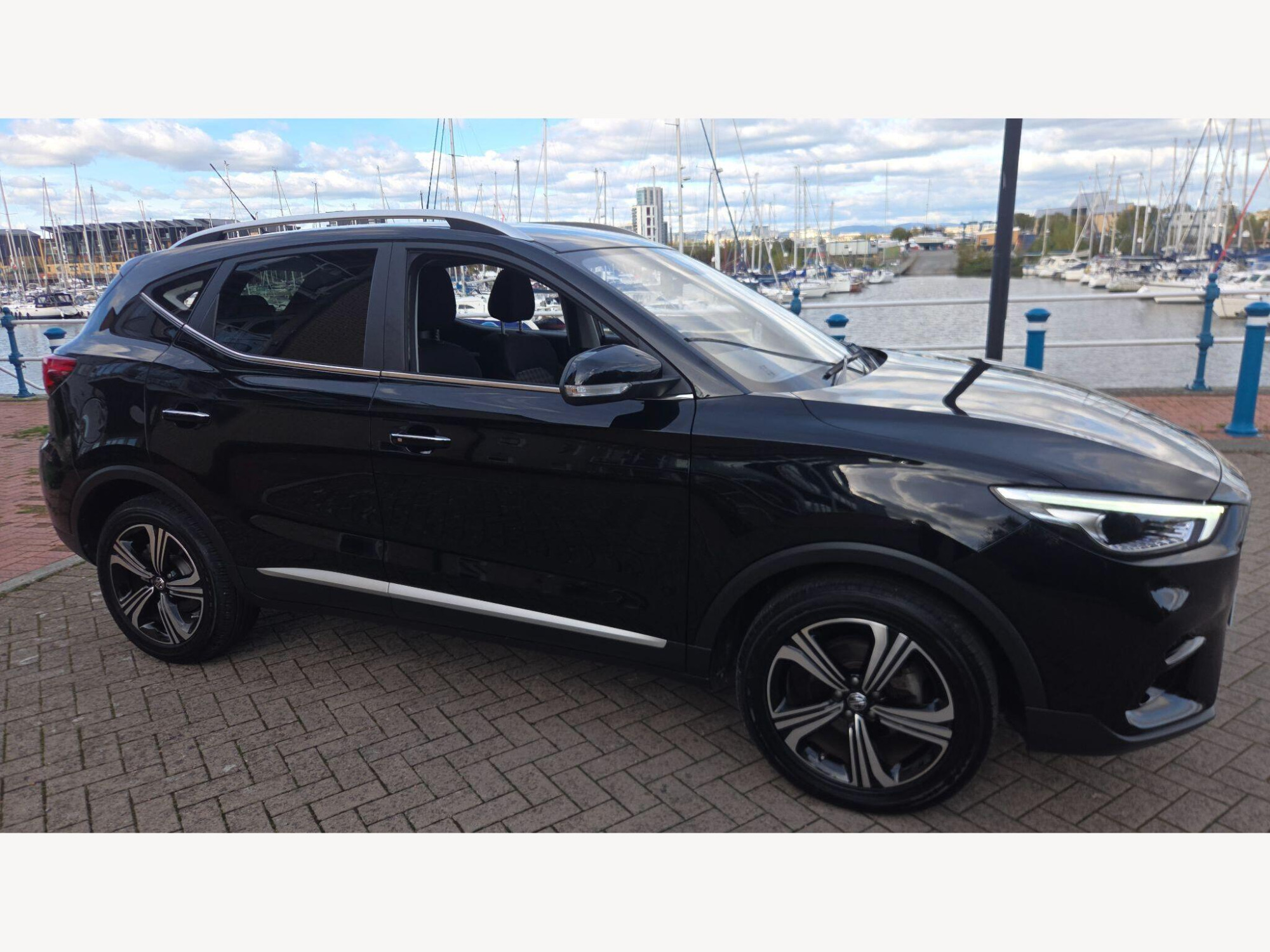 MG MG ZS photo 2