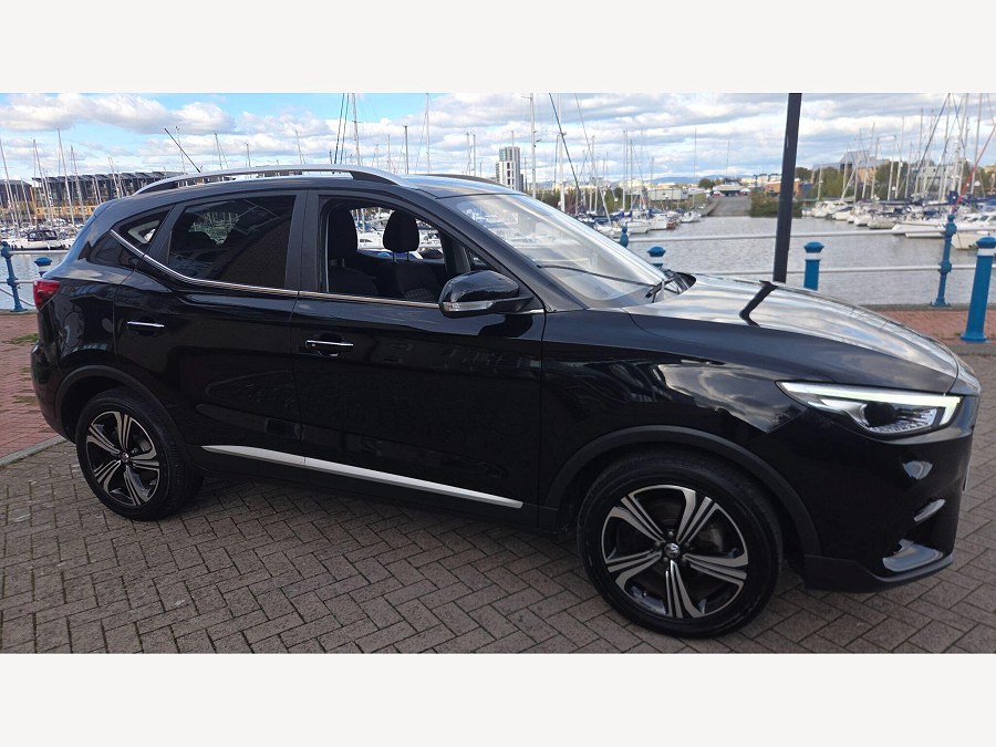 MG MG ZS photo 2