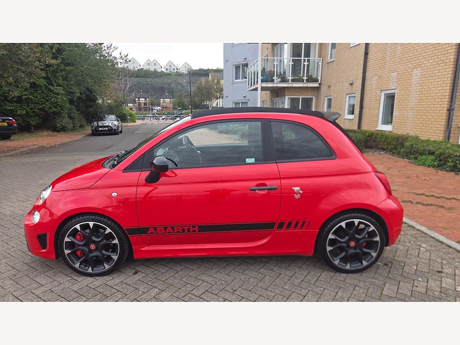 2020 Abarth 595C photo 8