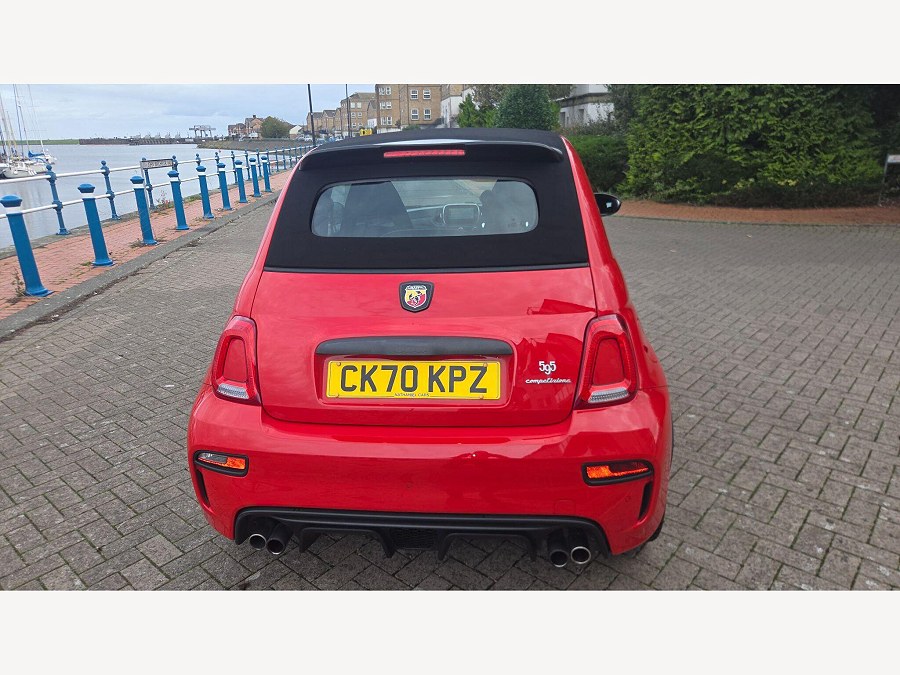2020 Abarth 595C photo 10
