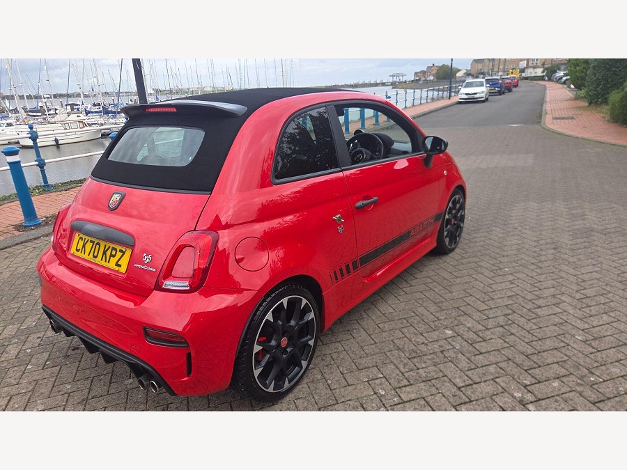 2020 Abarth 595C photo 14