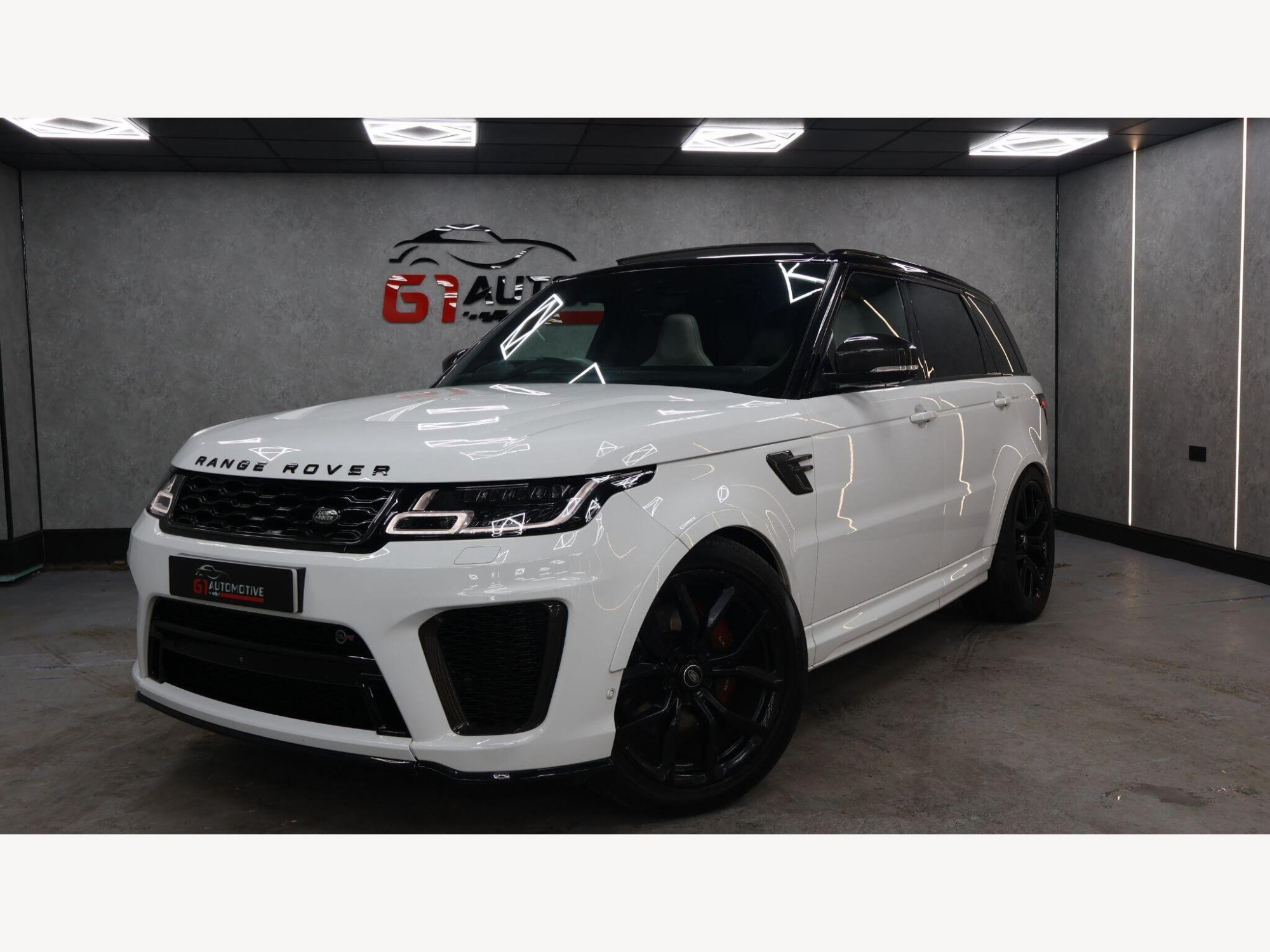 2018 Land Rover Range Rover Sport image 3