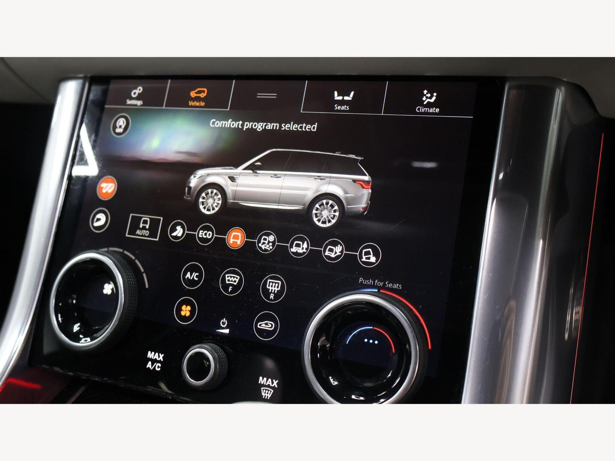 2018 Land Rover Range Rover Sport image 24