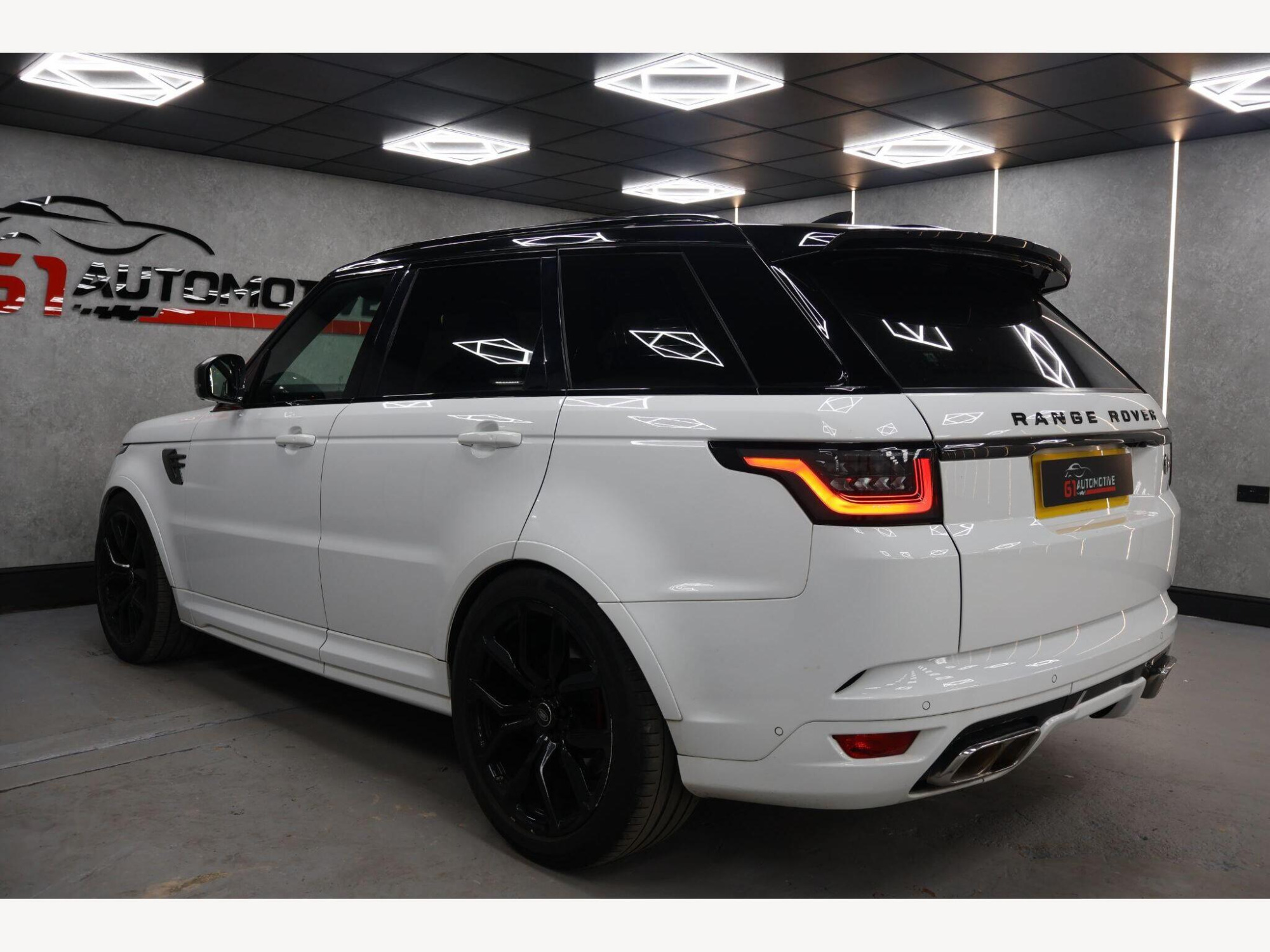2018 Land Rover Range Rover Sport image 9