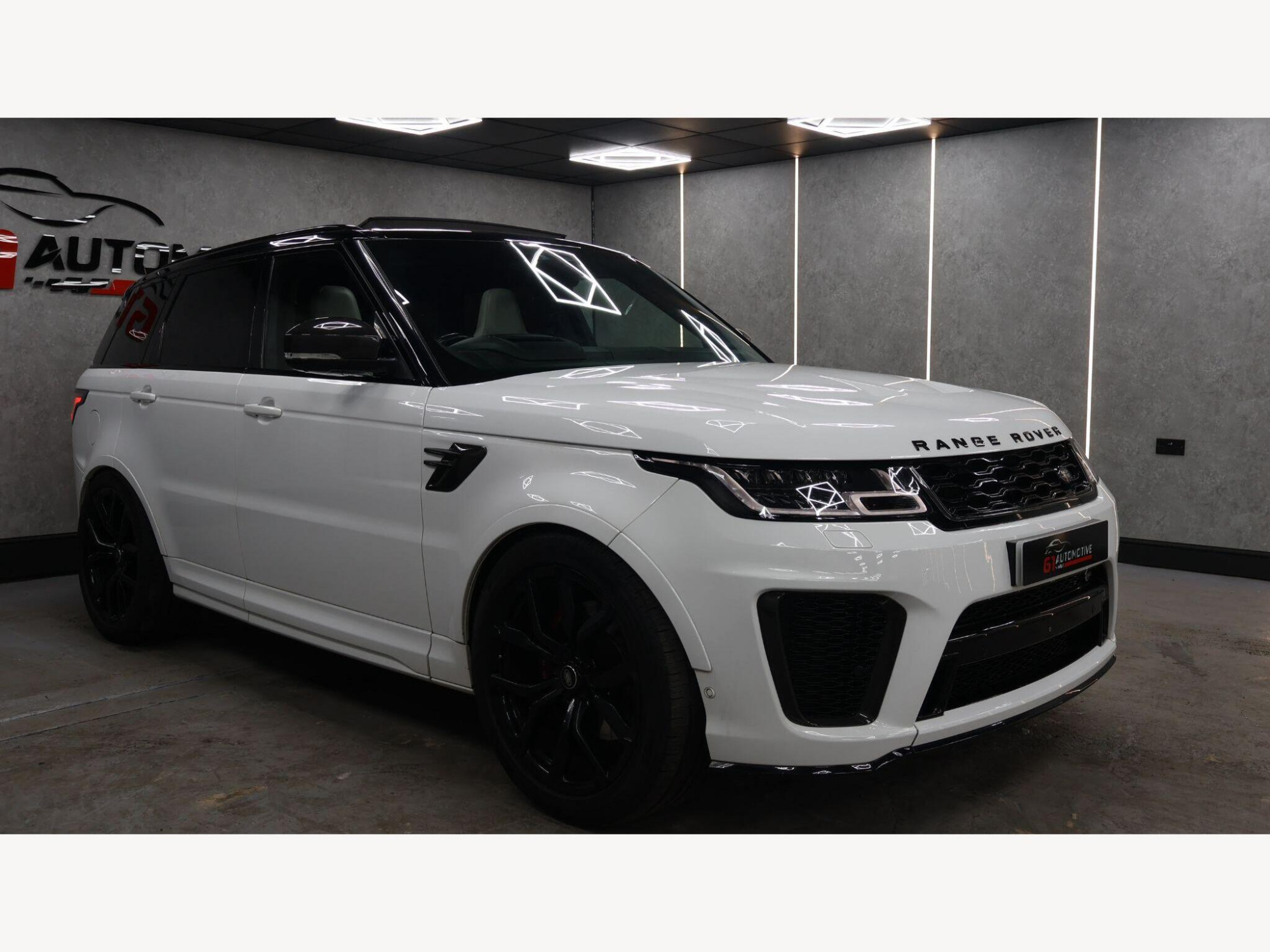 2018 Land Rover Range Rover Sport image 4