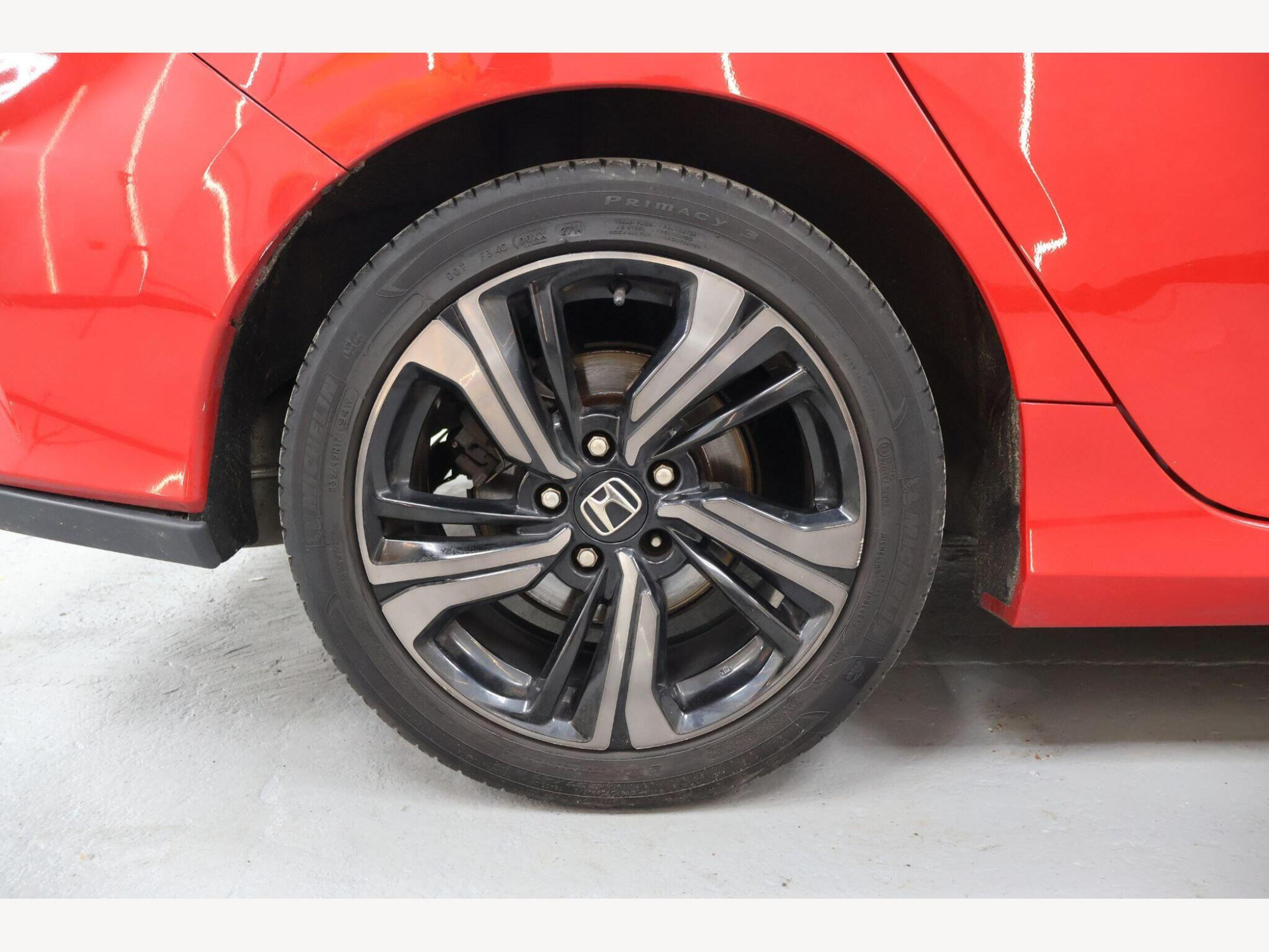 2018 Honda Civic image 11