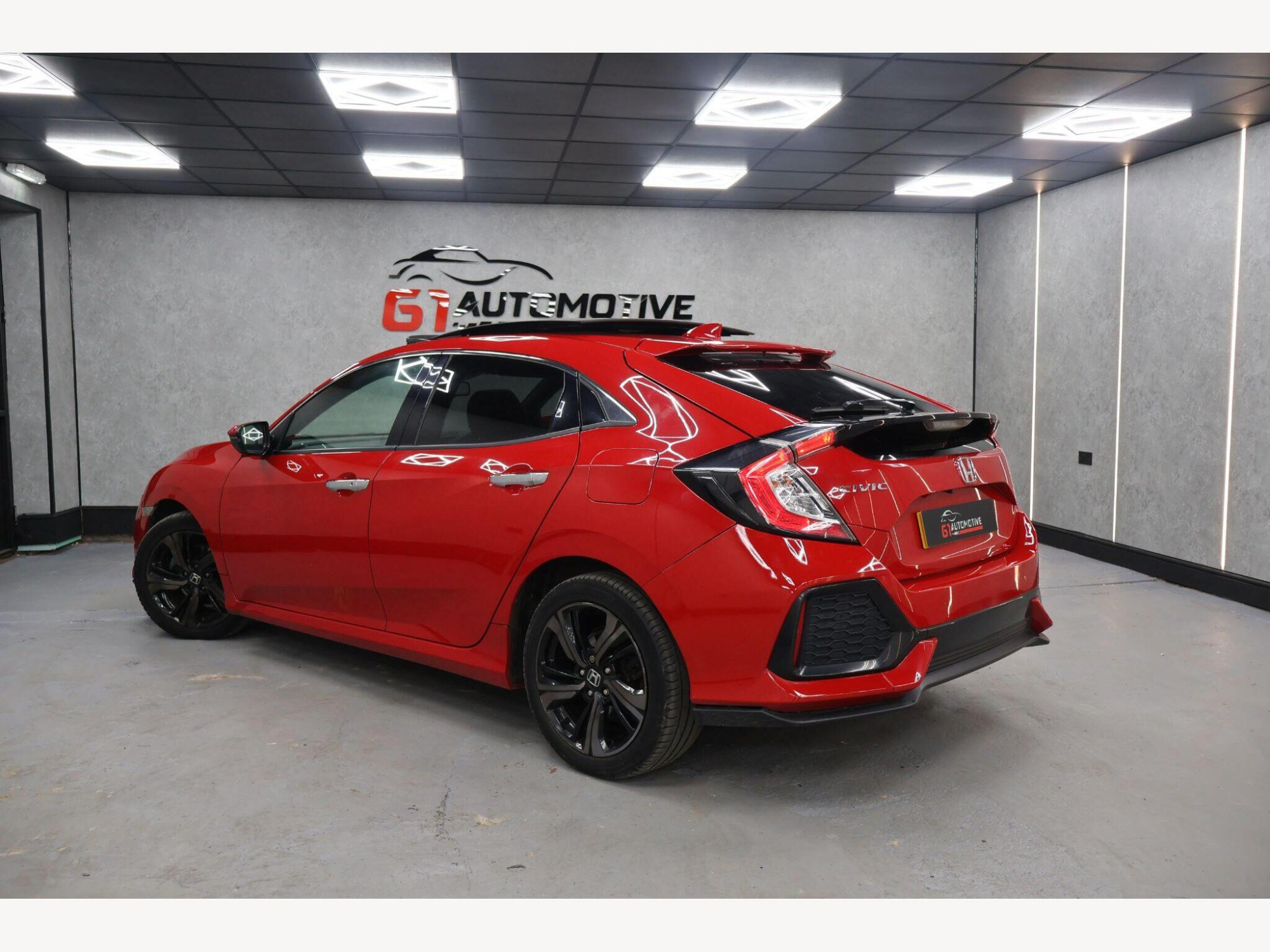 2018 Honda Civic image 8
