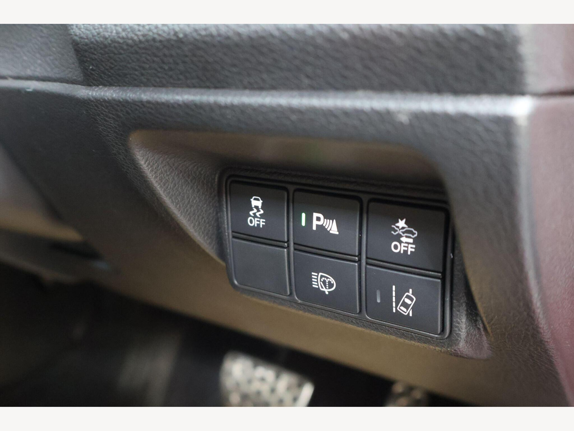 2018 Honda Civic image 31
