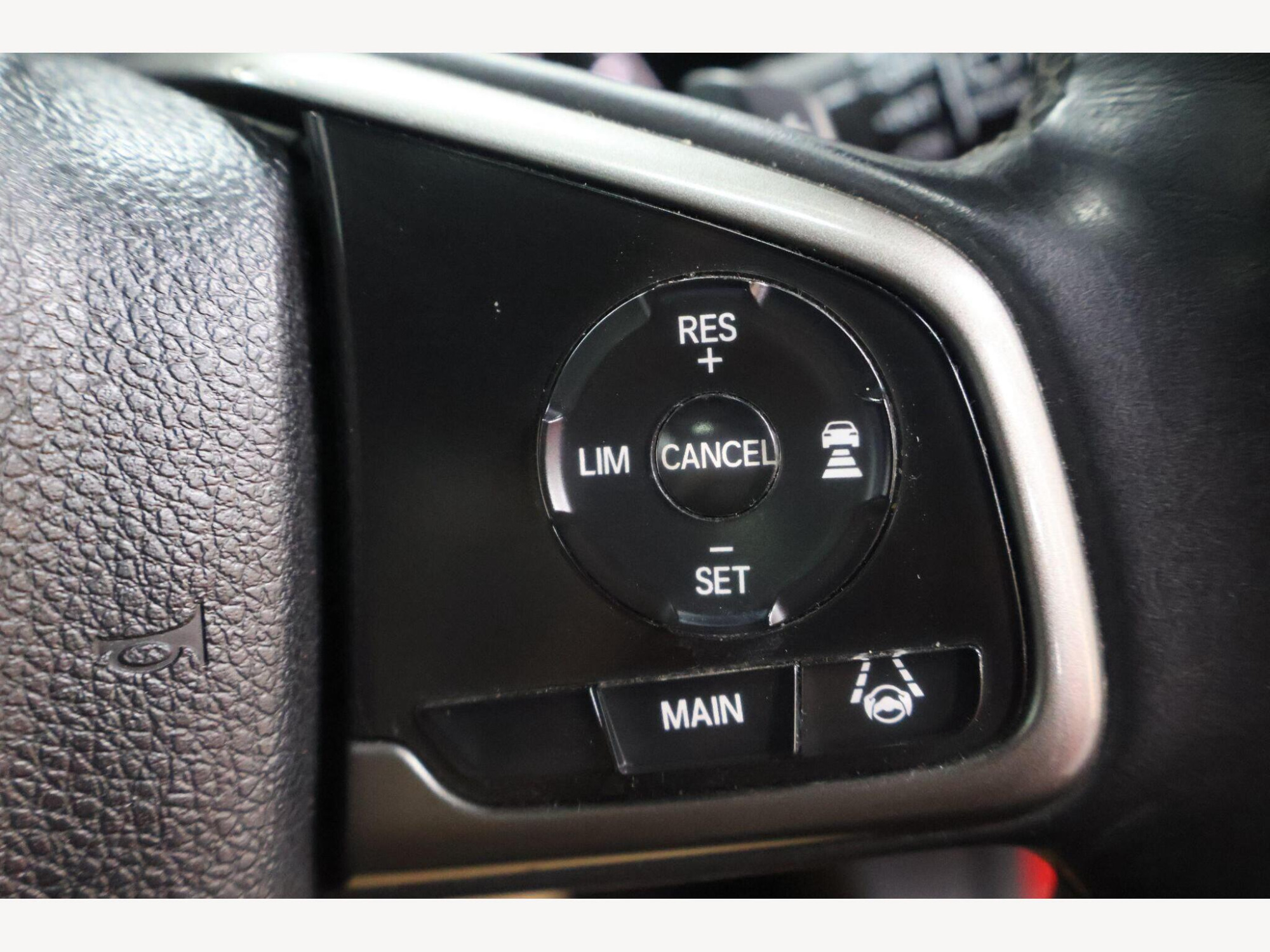 2018 Honda Civic image 28