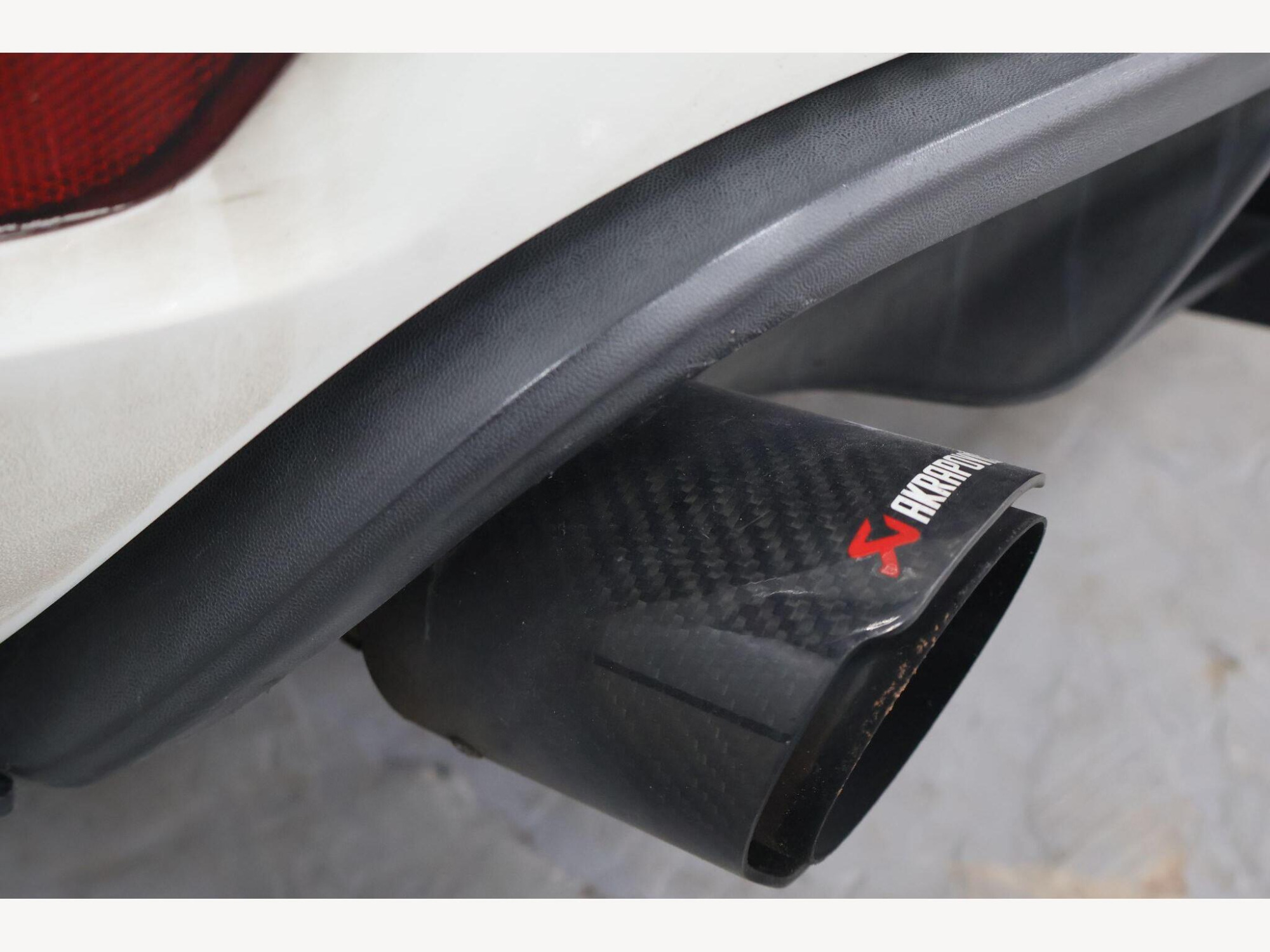 2010 Volkswagen Golf image 15