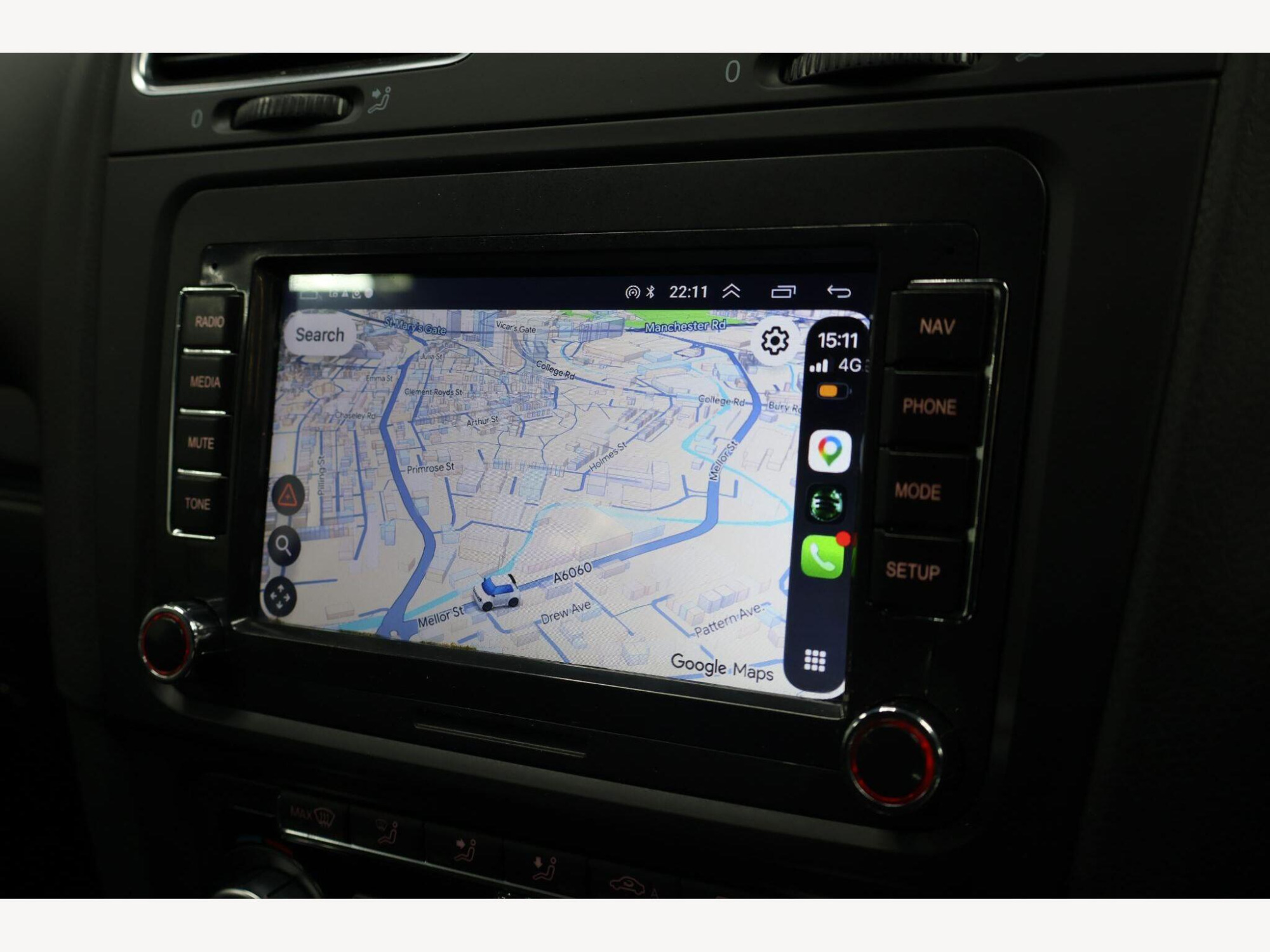 2010 Volkswagen Golf image 22