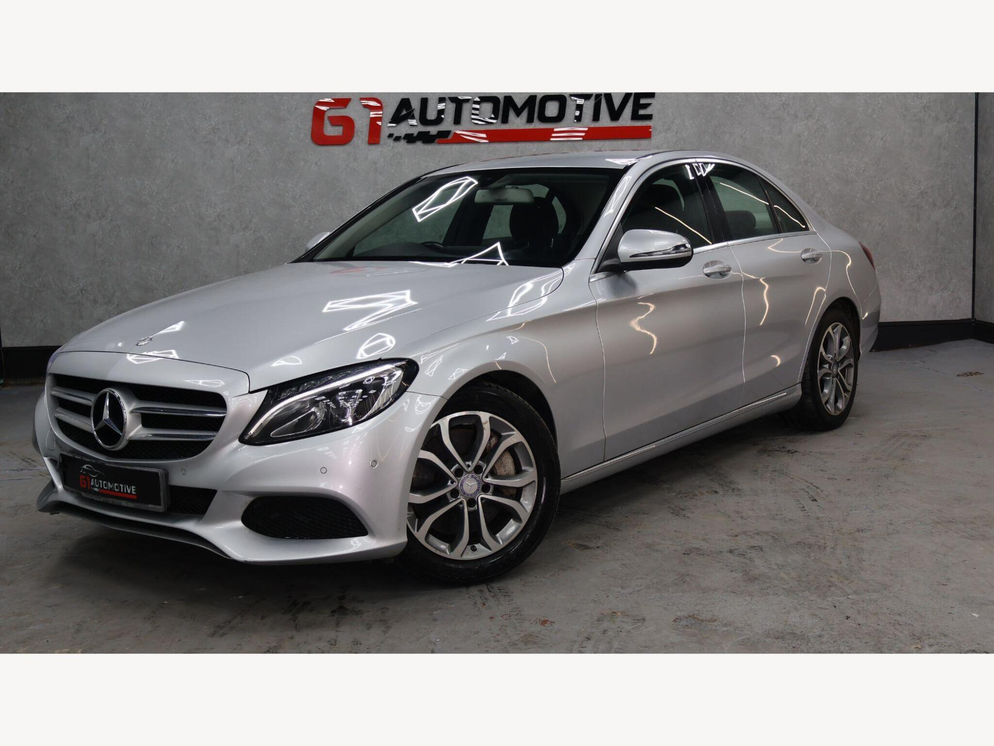 2016 Mercedes-Benz C Class image 3