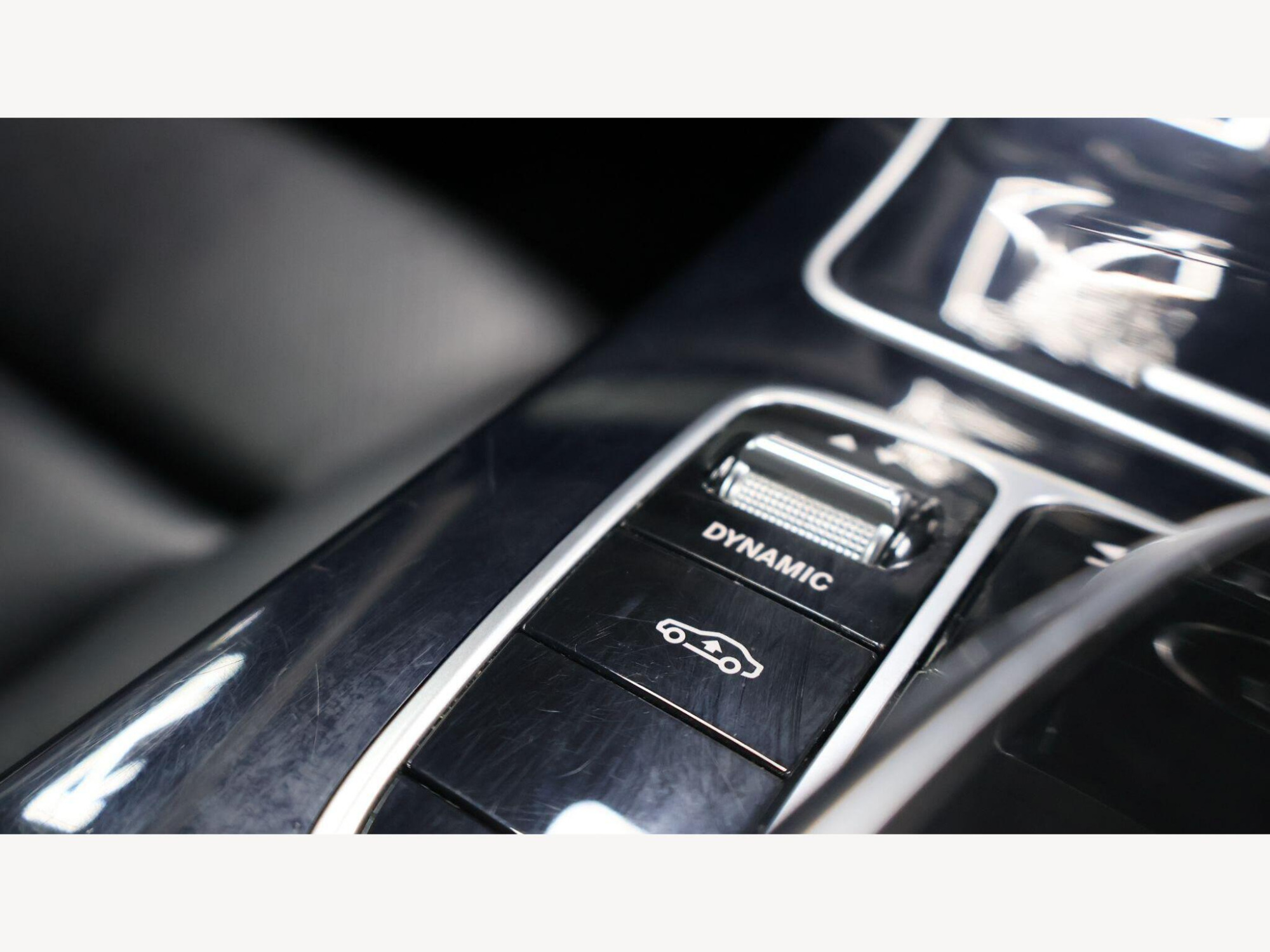2016 Mercedes-Benz C Class image 16