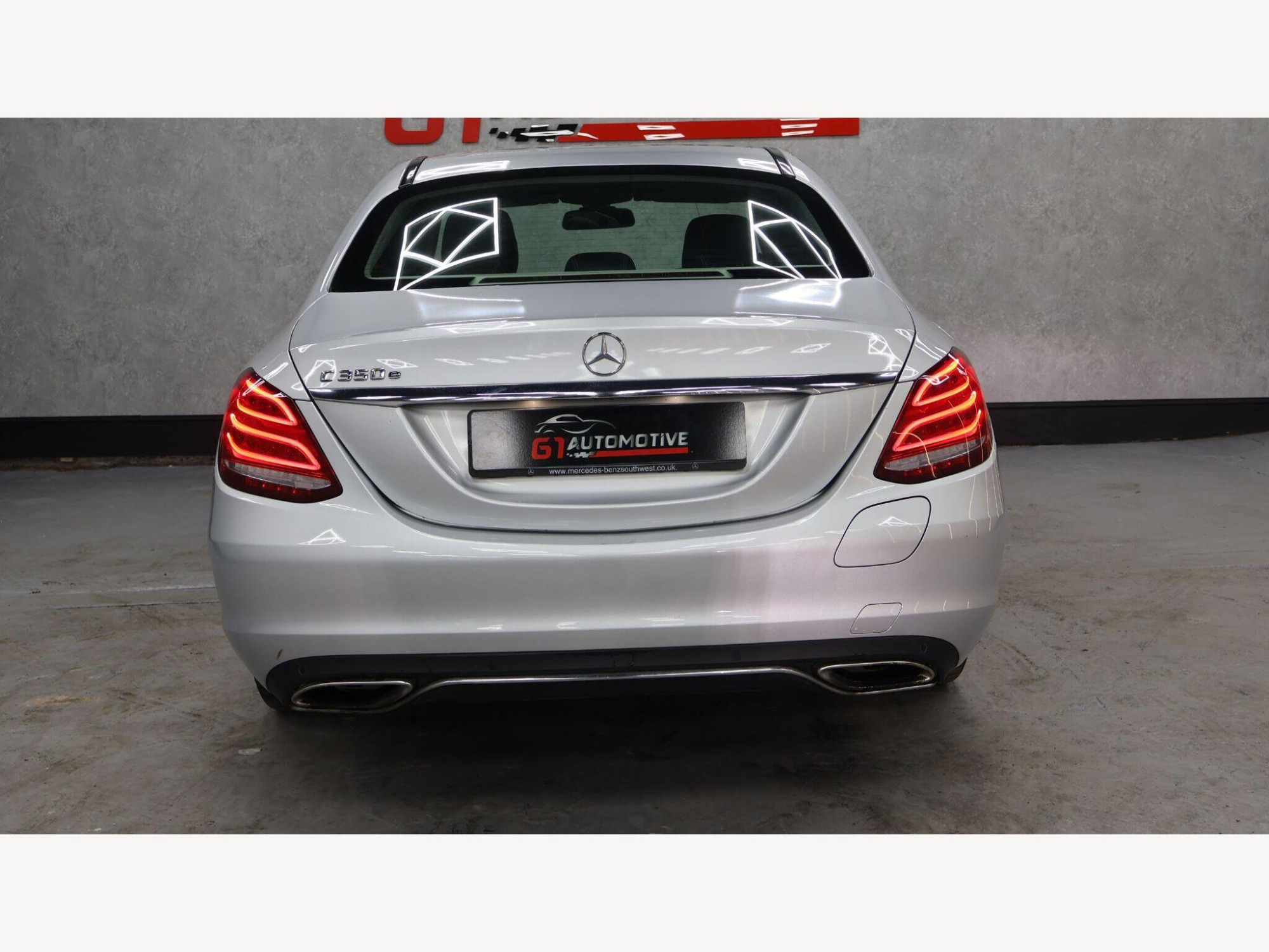 2016 Mercedes-Benz C Class image 7