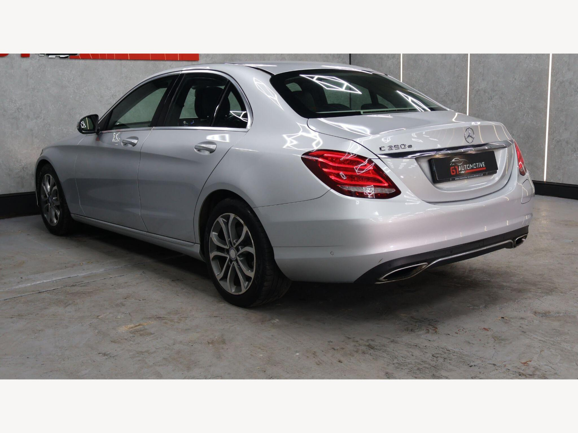 2016 Mercedes-Benz C Class image 9