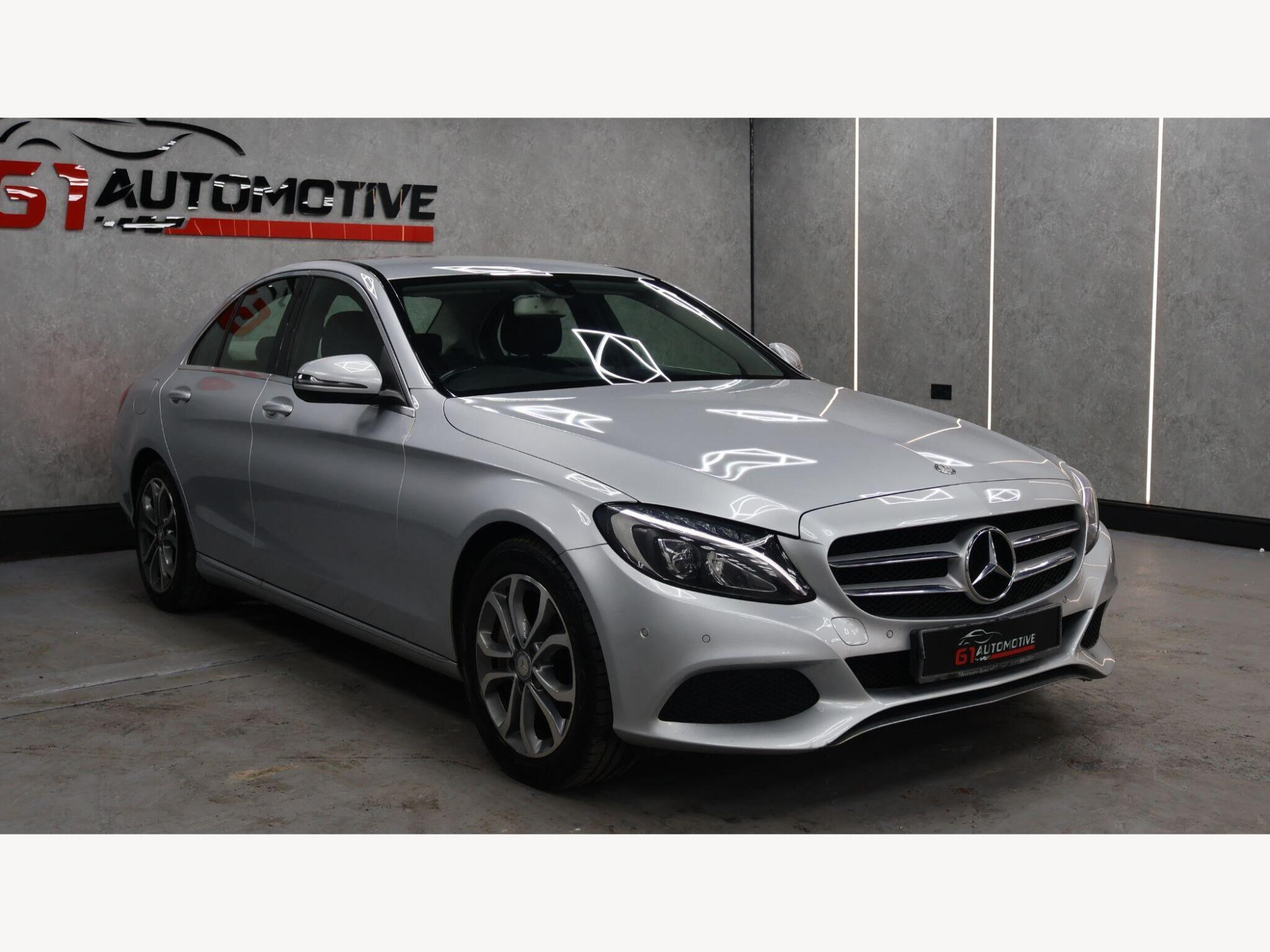 2016 Mercedes-Benz C Class image 4