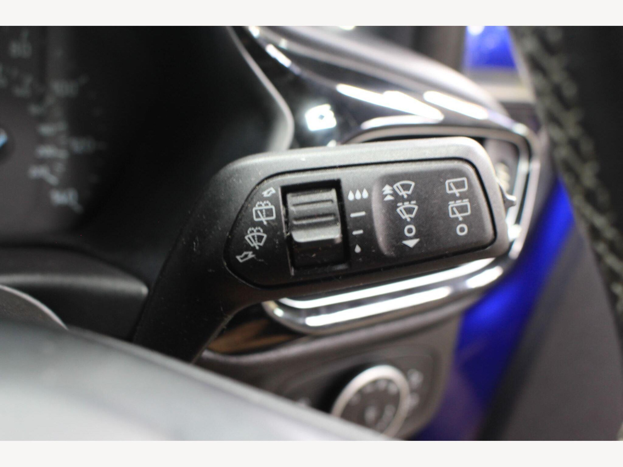 2018 Ford Fiesta image 17