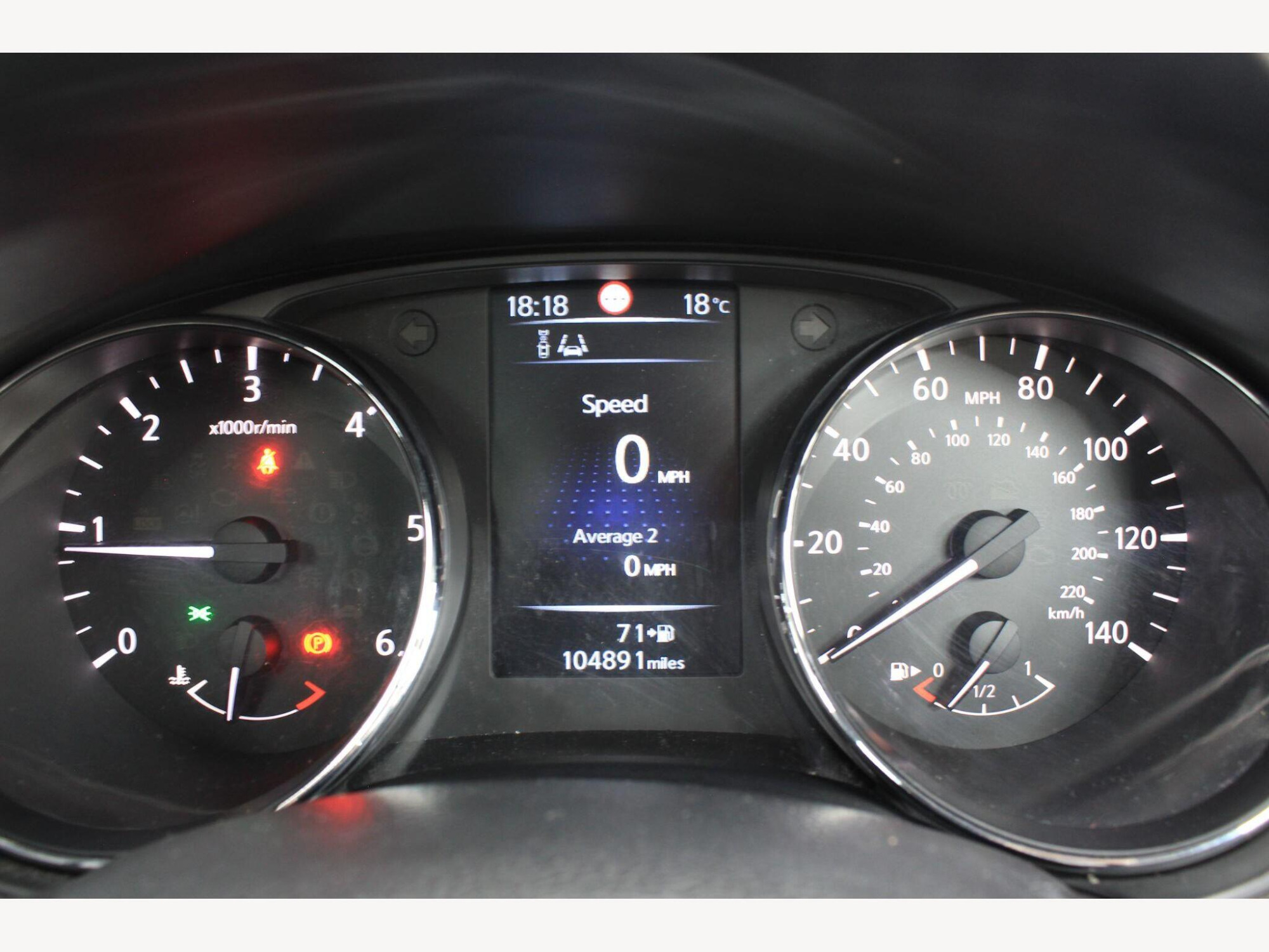 2015 Nissan Qashqai image 14