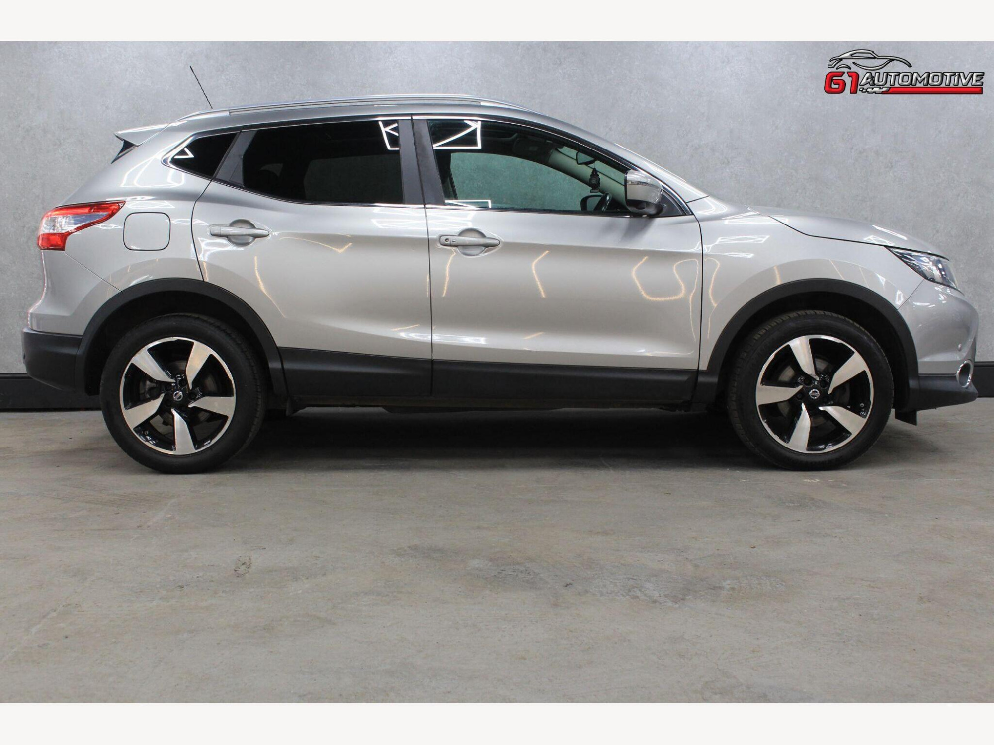 2015 Nissan Qashqai image 8