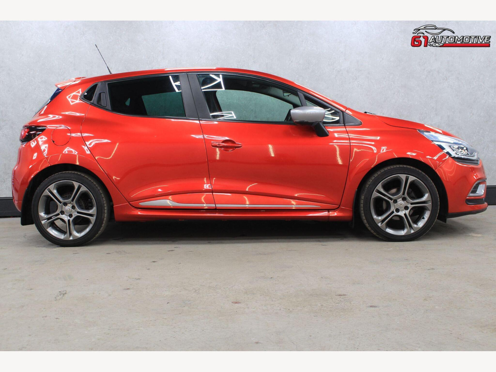 2018 Renault Clio image 8