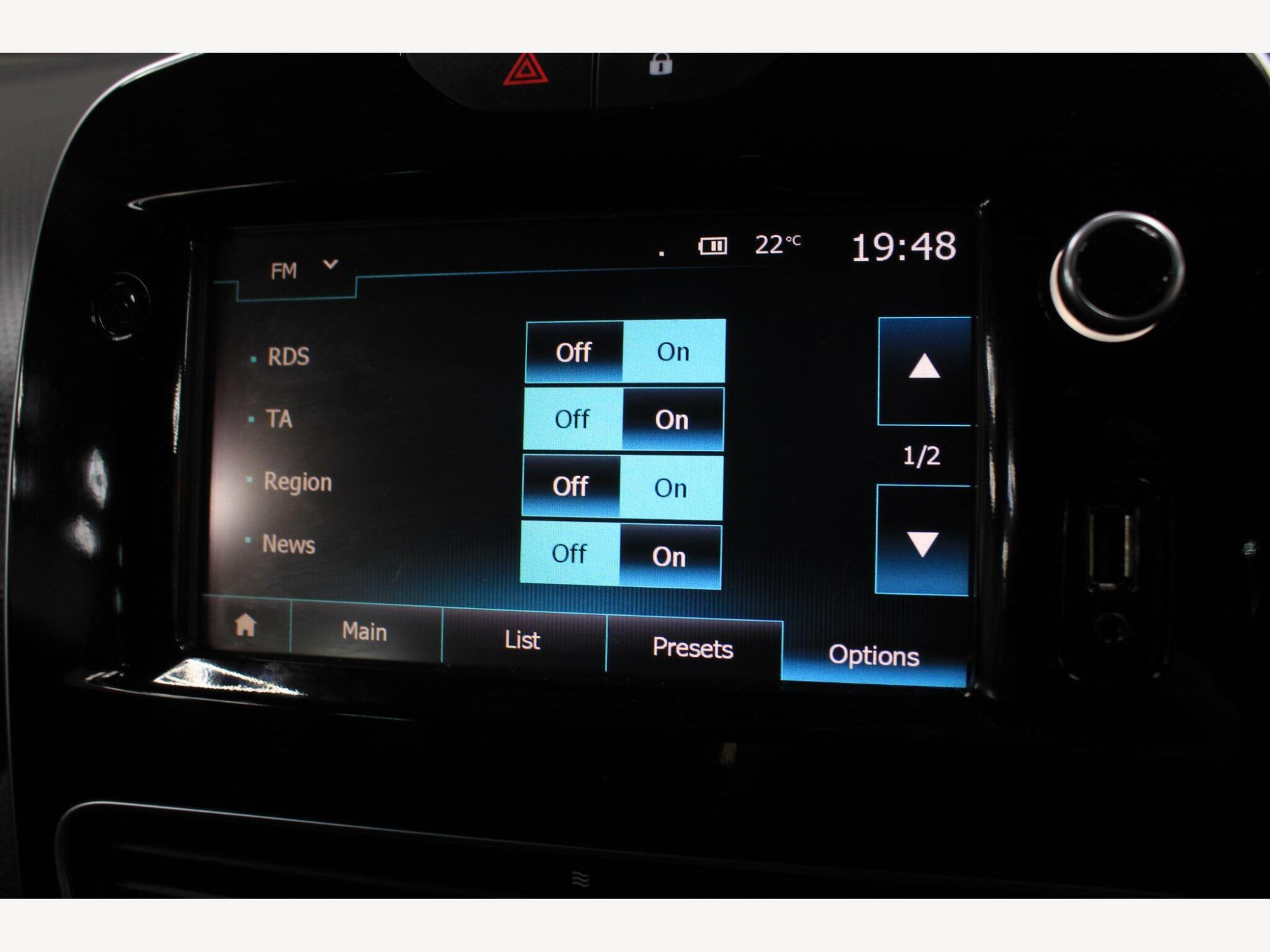 2018 Renault Clio image 22