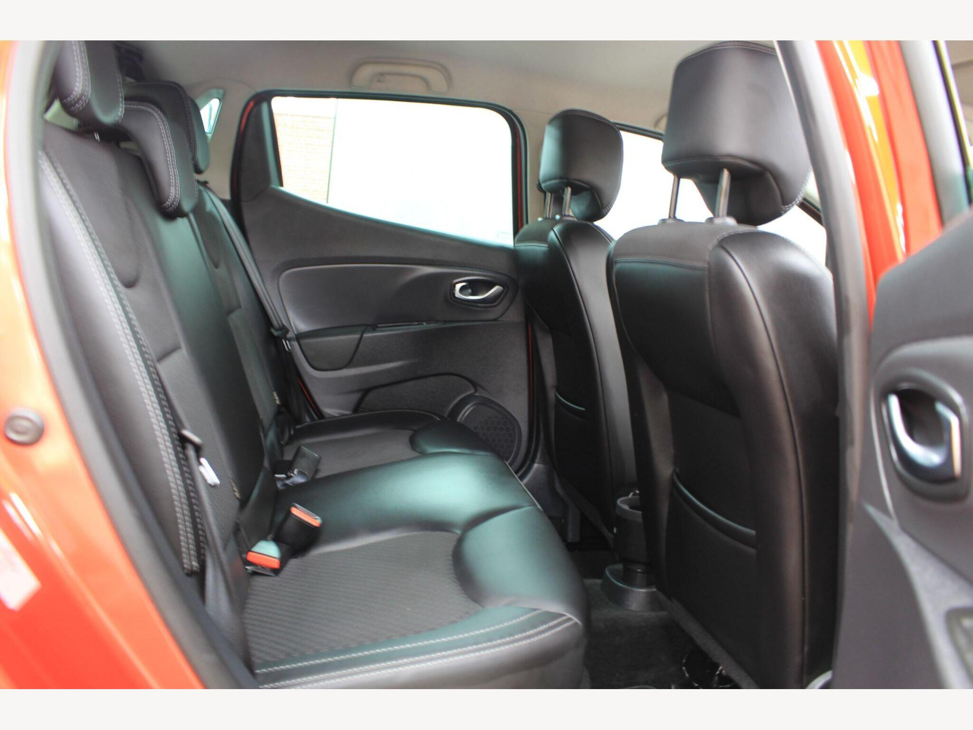 2018 Renault Clio image 35