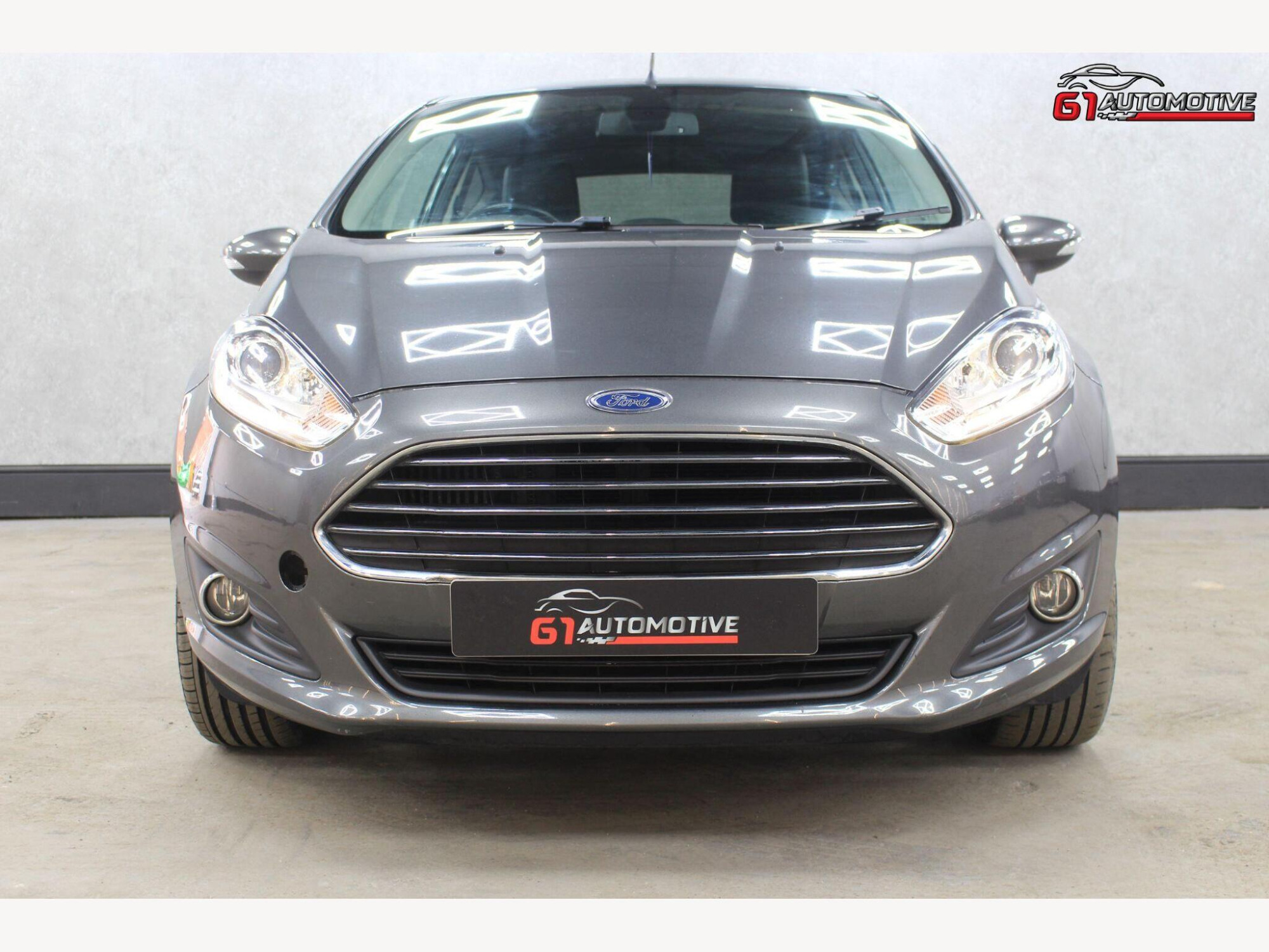 2015 Ford Fiesta image 2