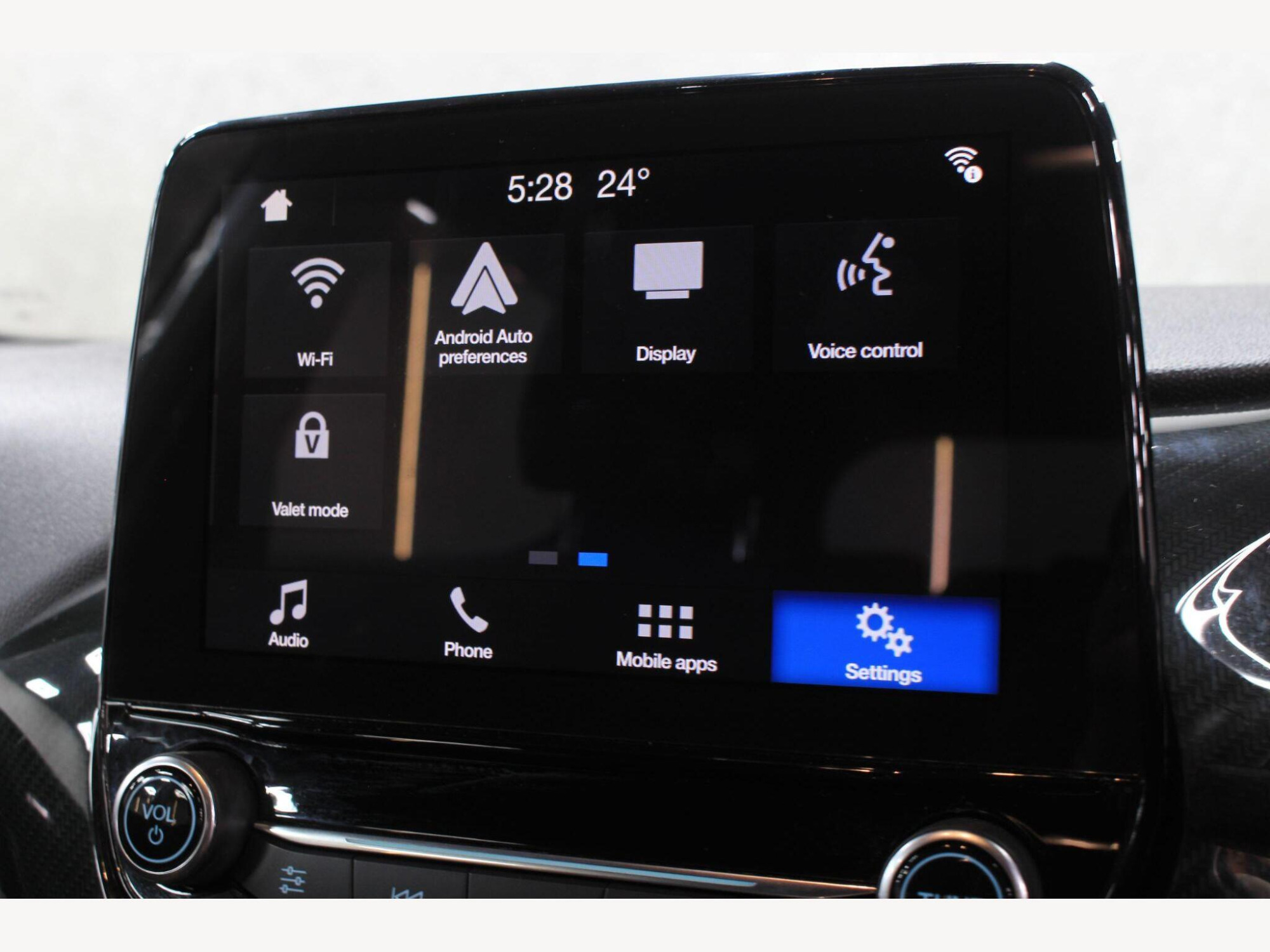 2018 Ford Fiesta image 21