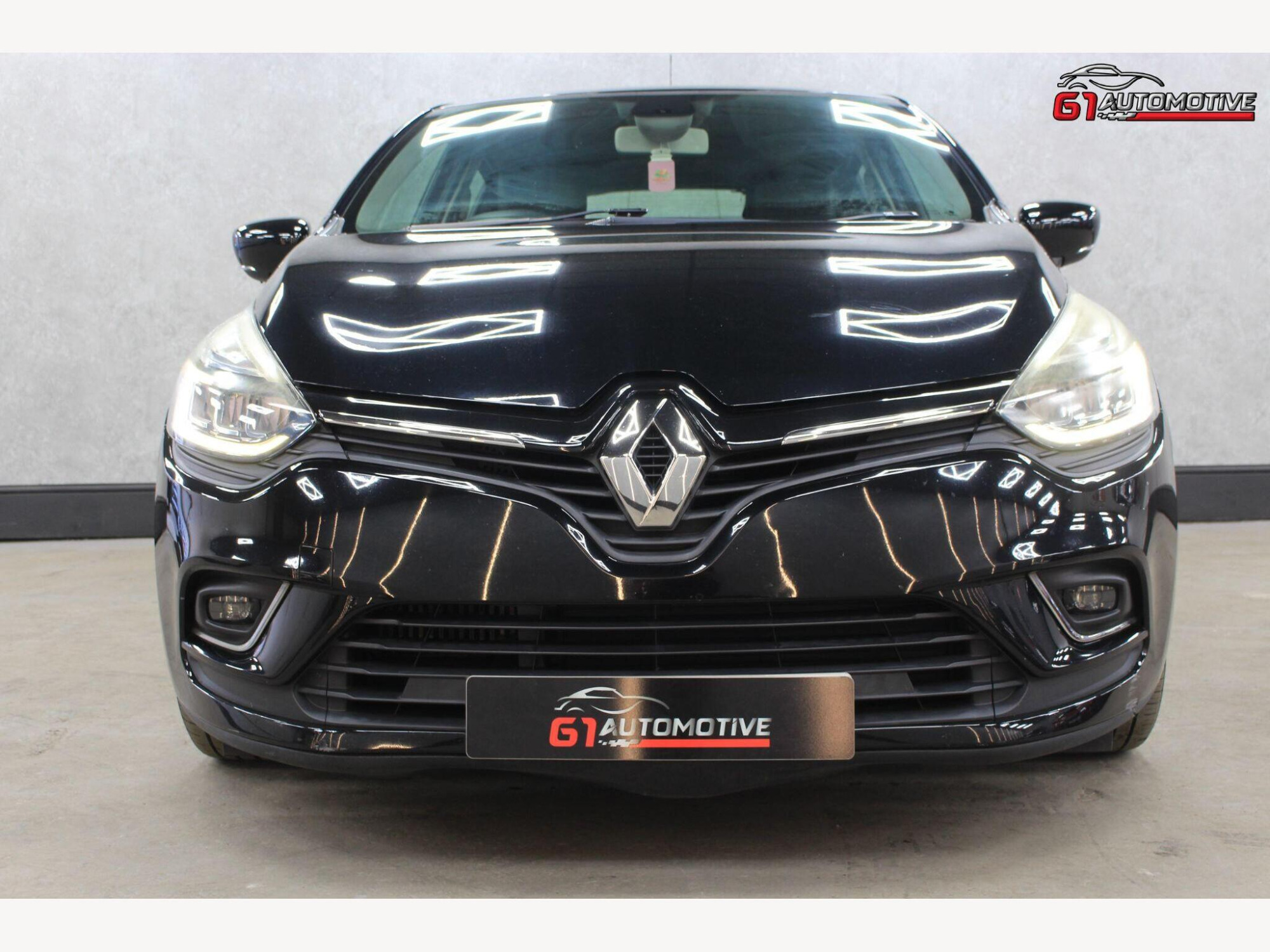 2017 Renault Clio image 2