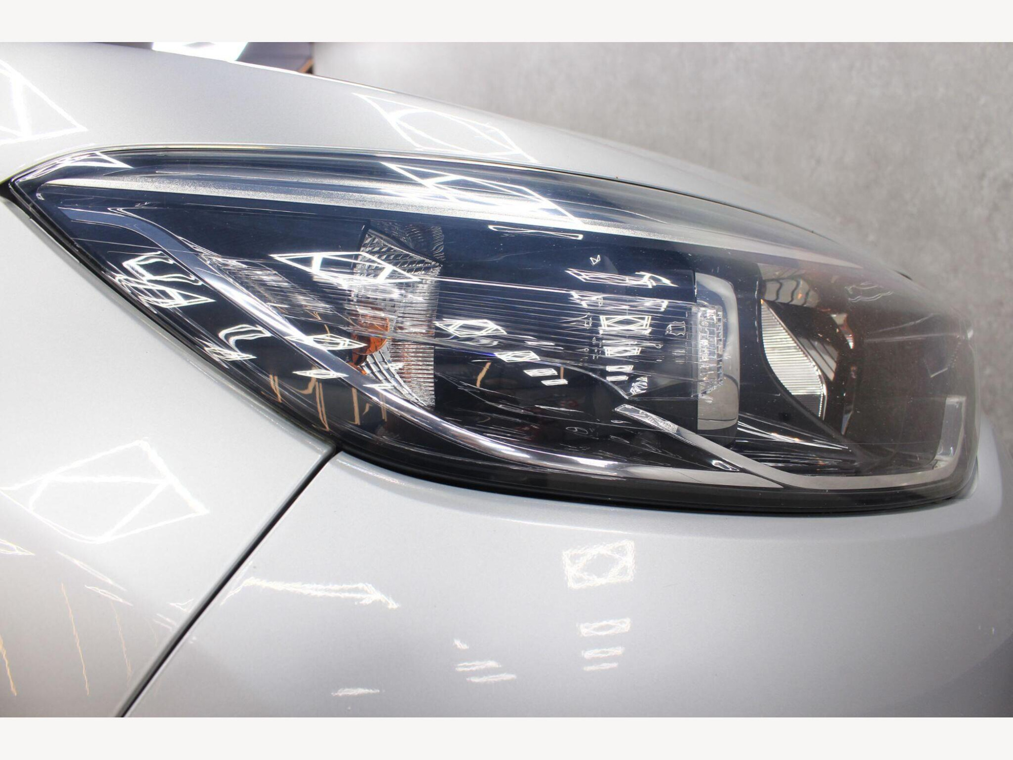 2017 Renault Captur image 9