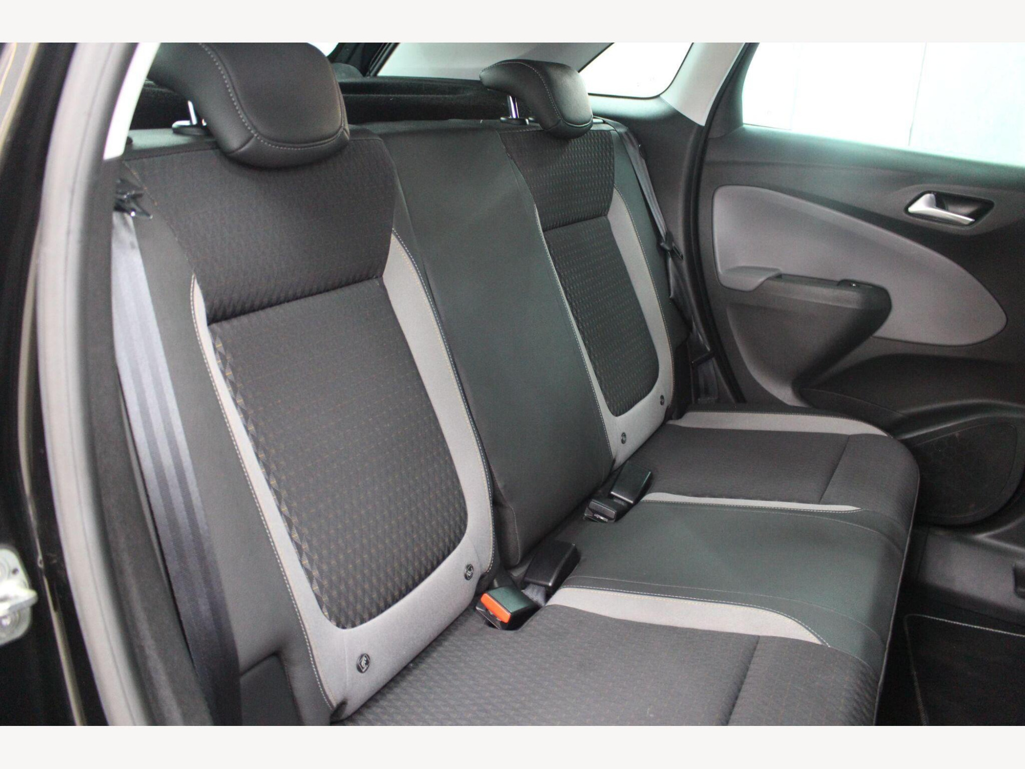 2019 Vauxhall Crossland X image 29