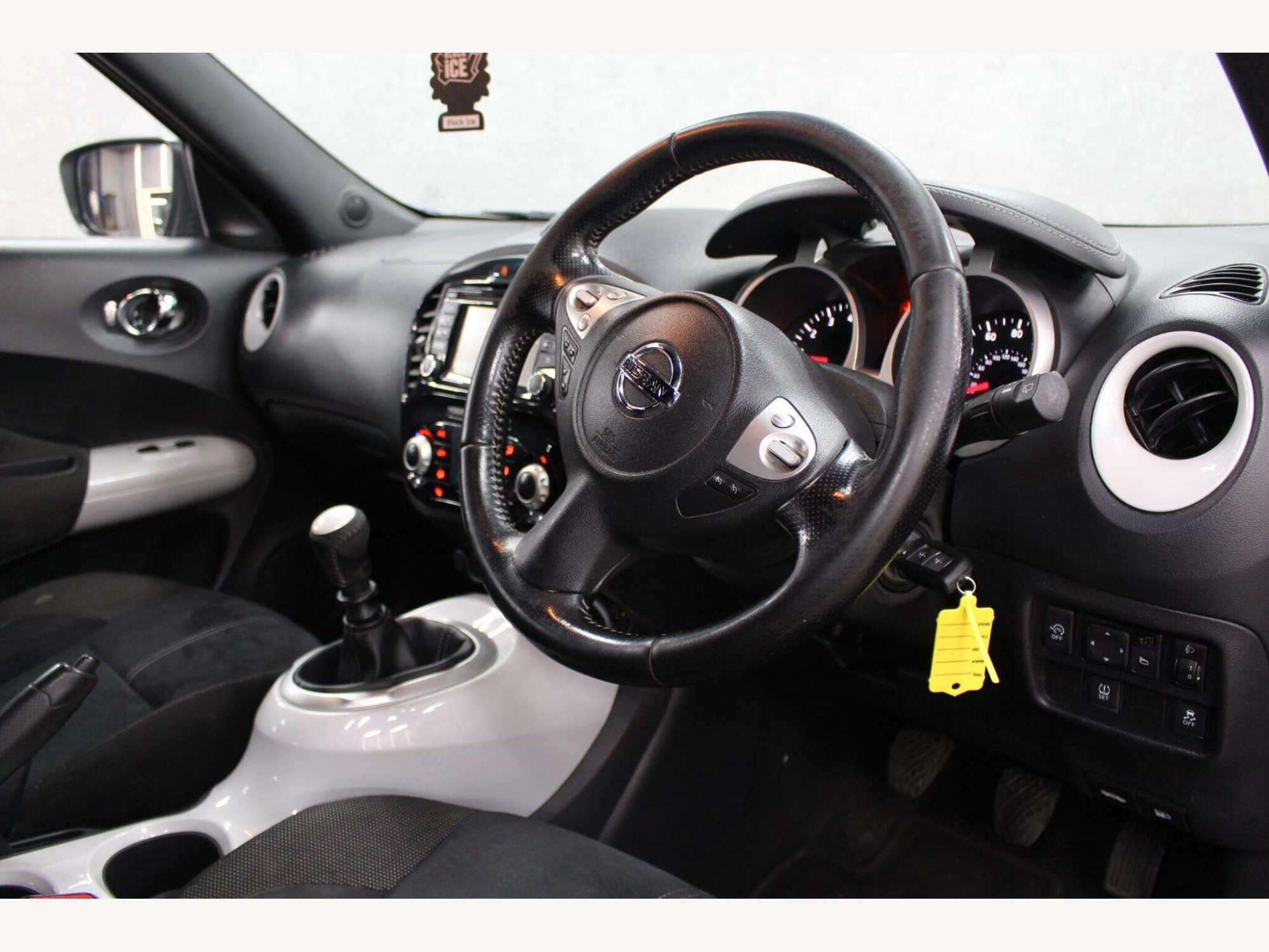 2014 Nissan Juke image 13
