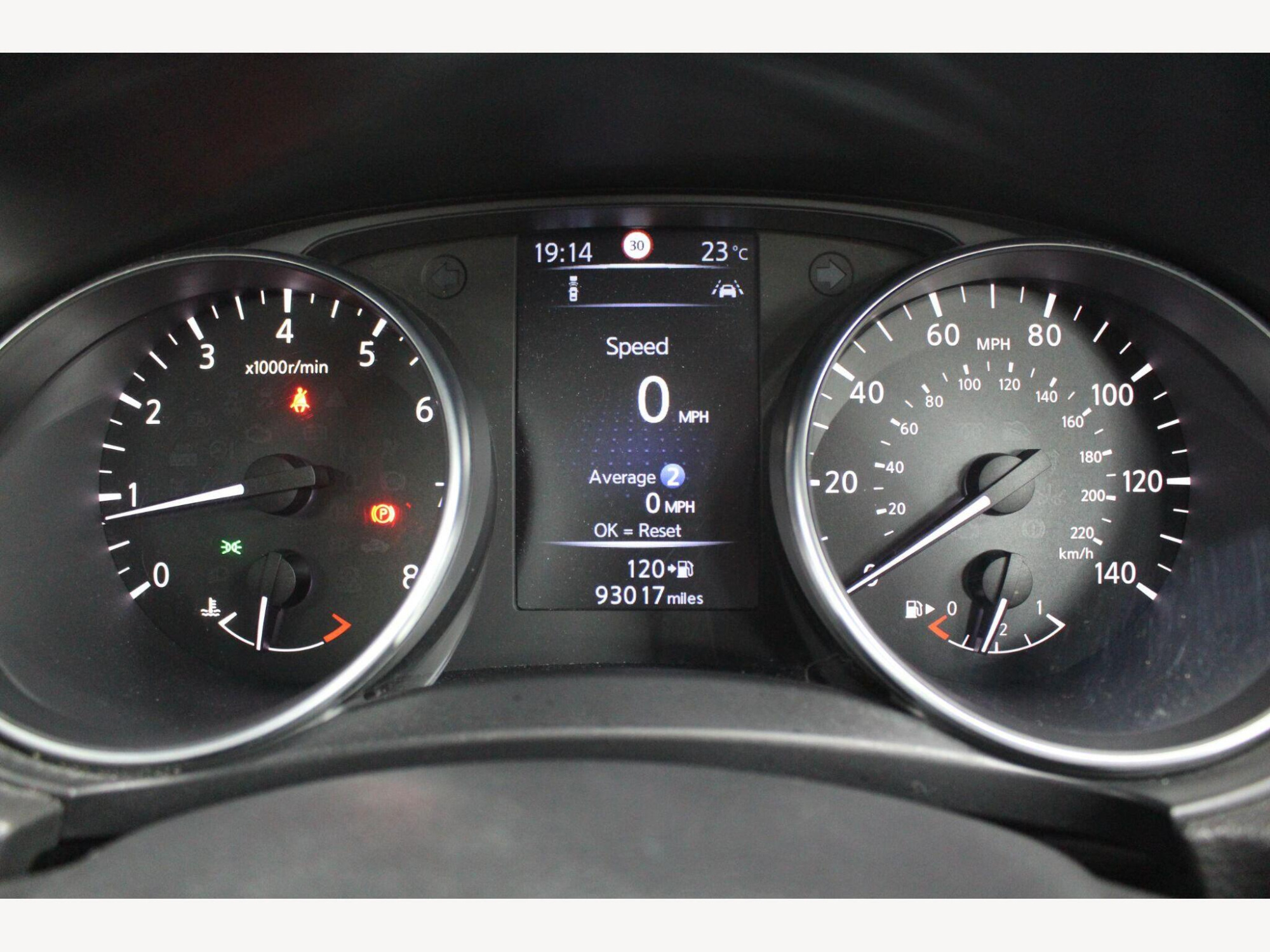 2017 Nissan Qashqai image 15