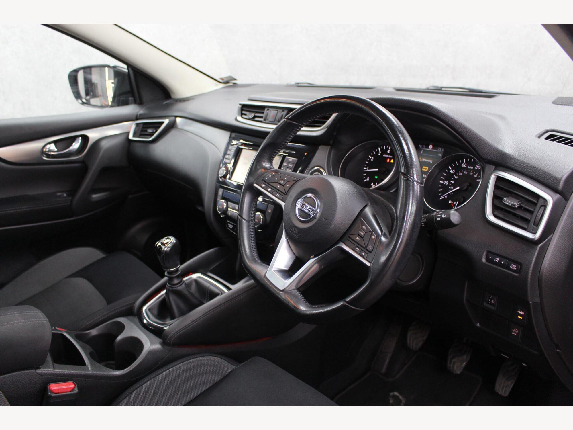 2017 Nissan Qashqai image 14