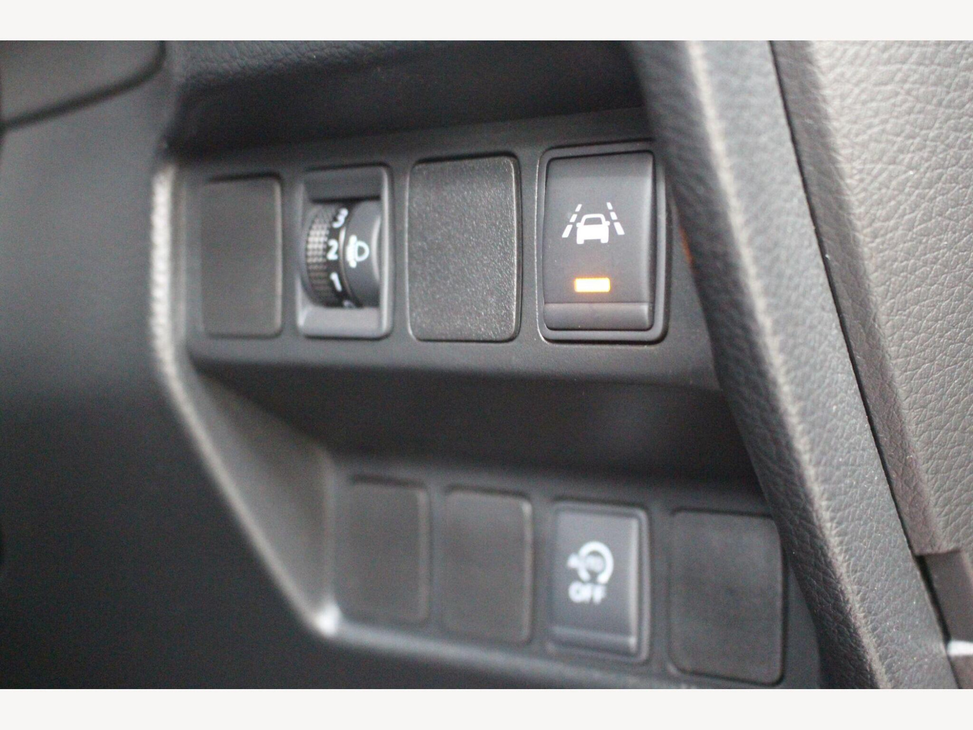 2017 Nissan Qashqai image 26