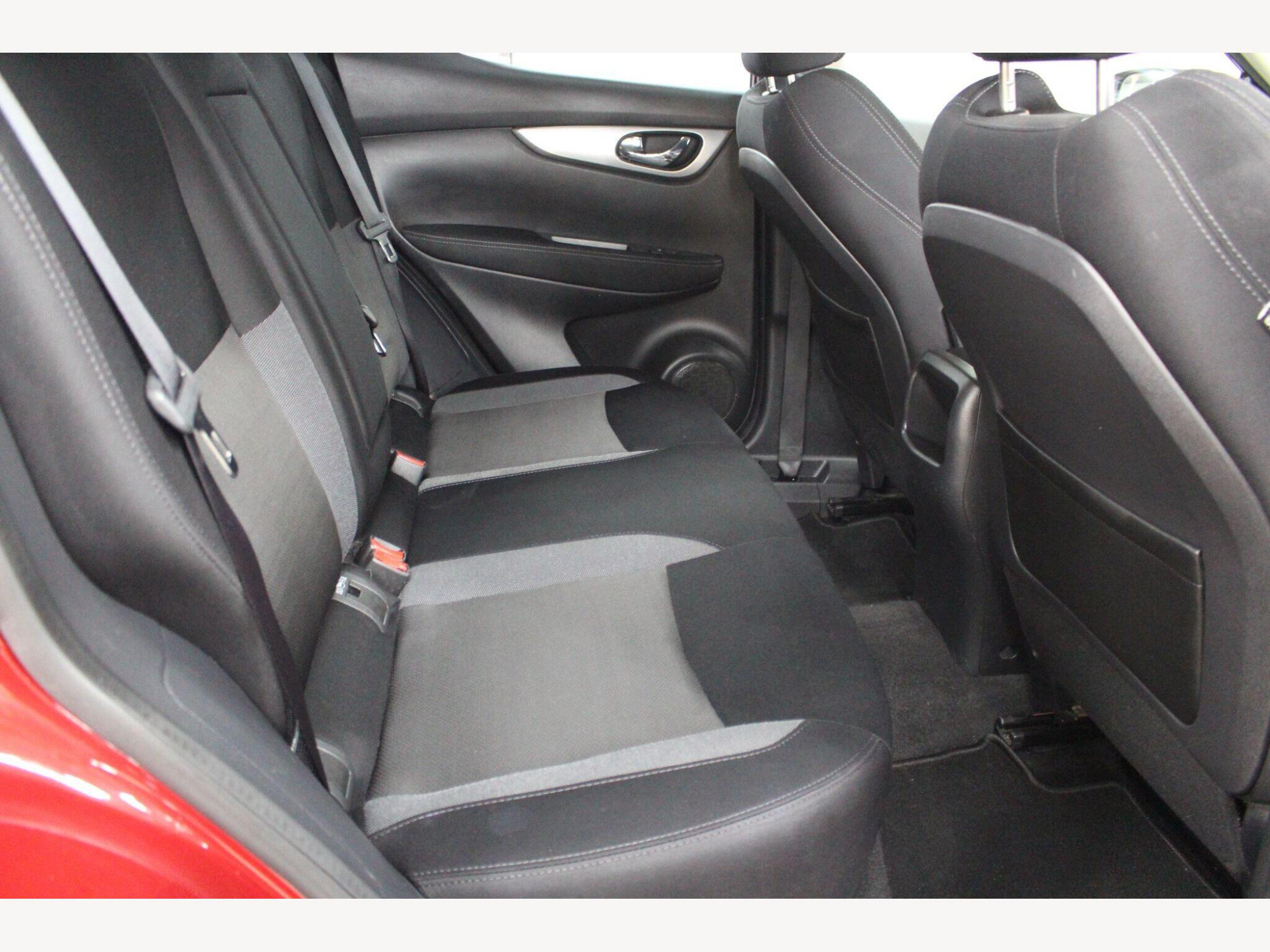 2017 Nissan Qashqai image 31