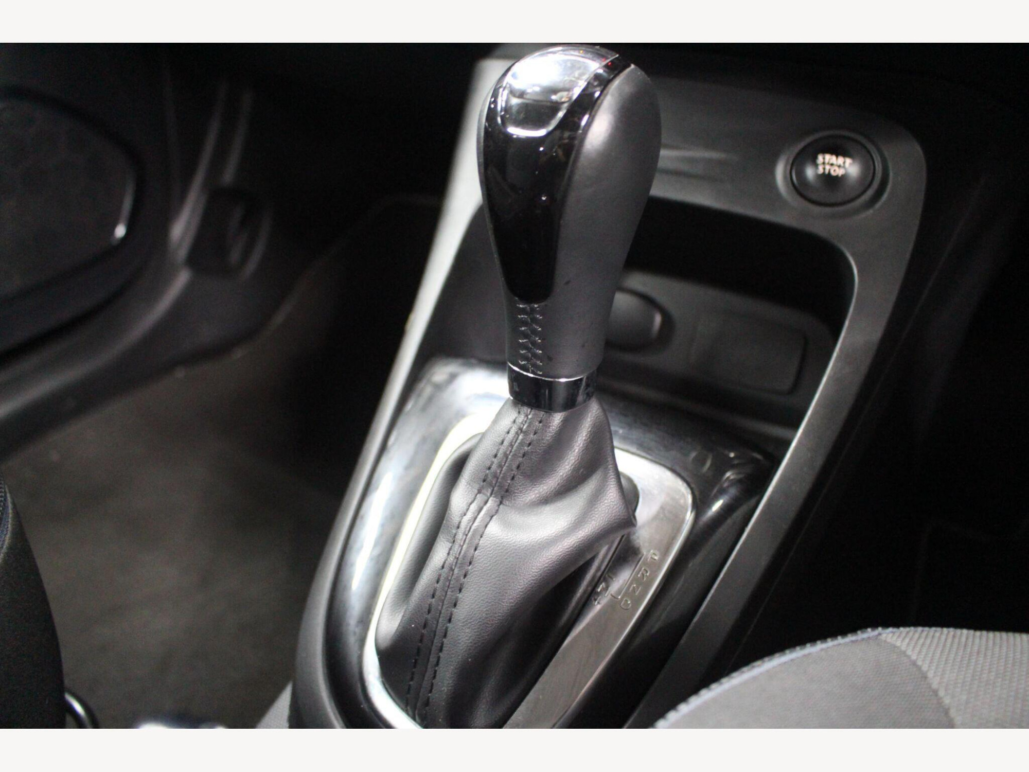 2015 Renault Captur image 23