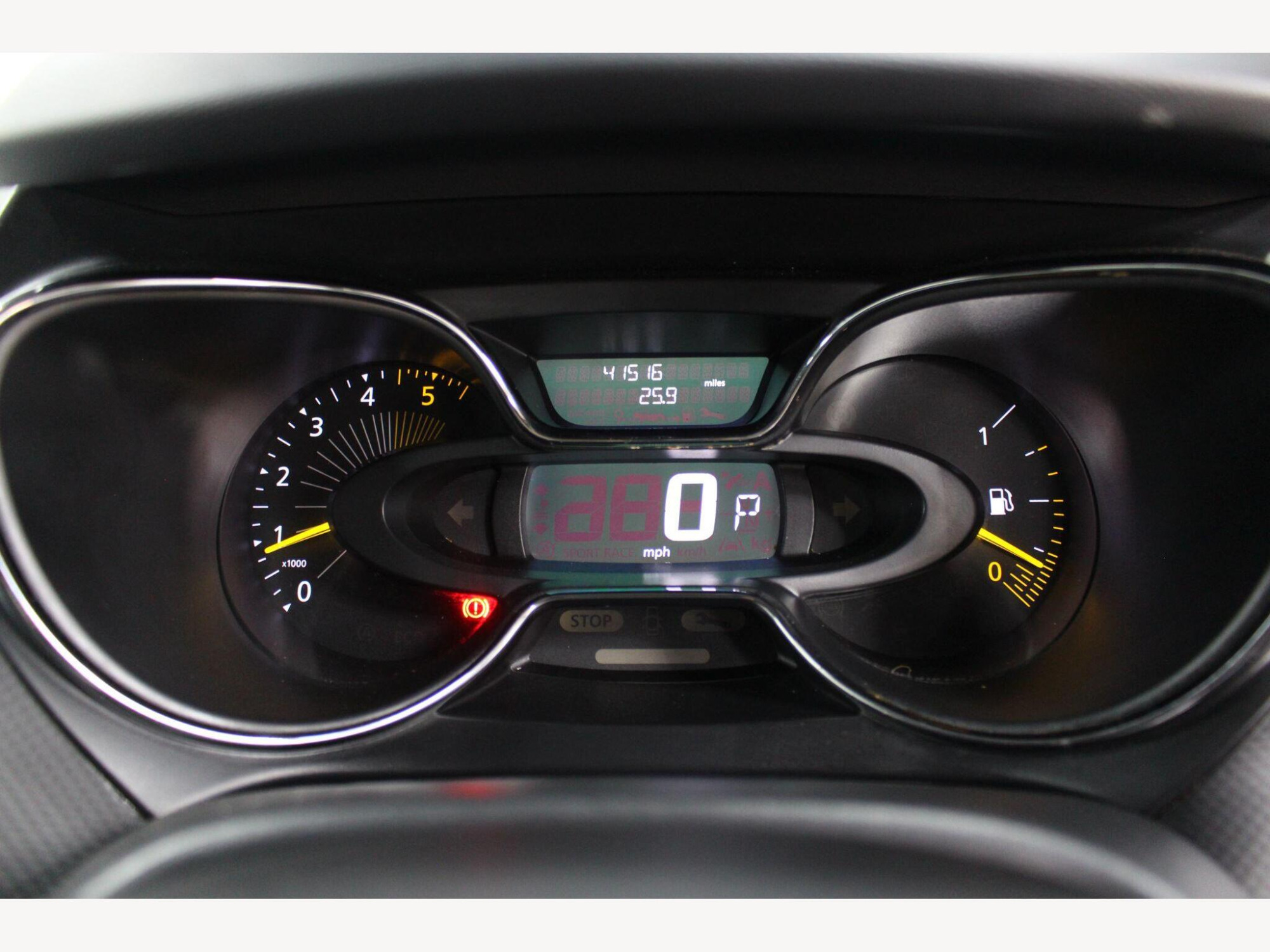 2015 Renault Captur image 15