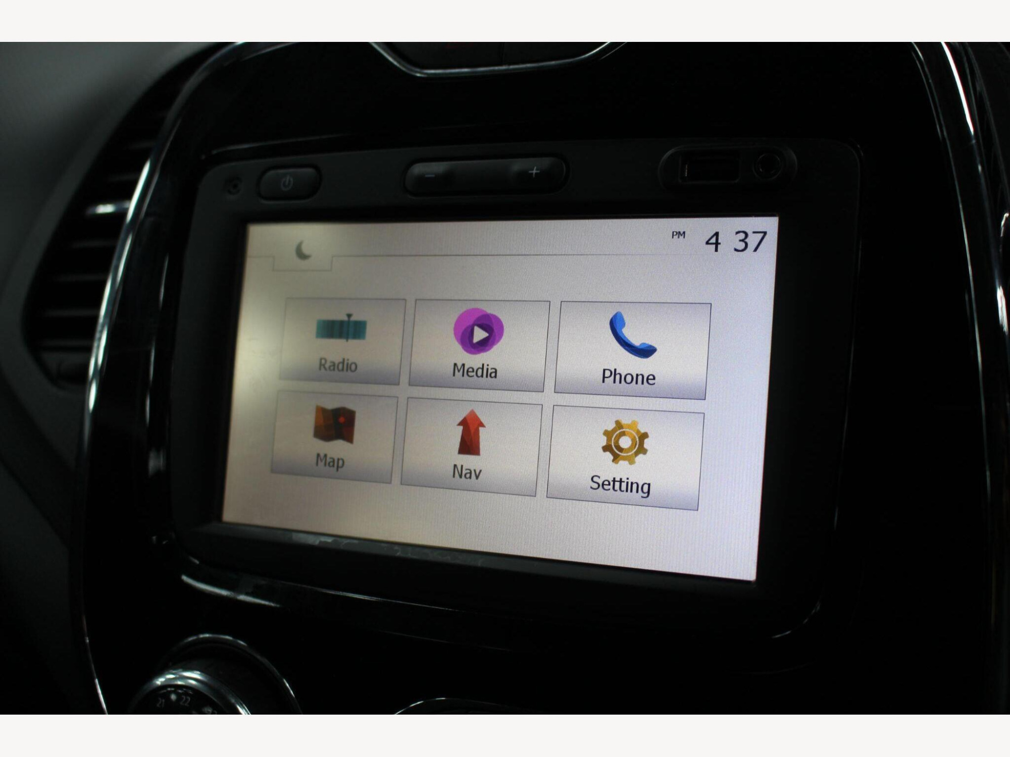 2015 Renault Captur image 17