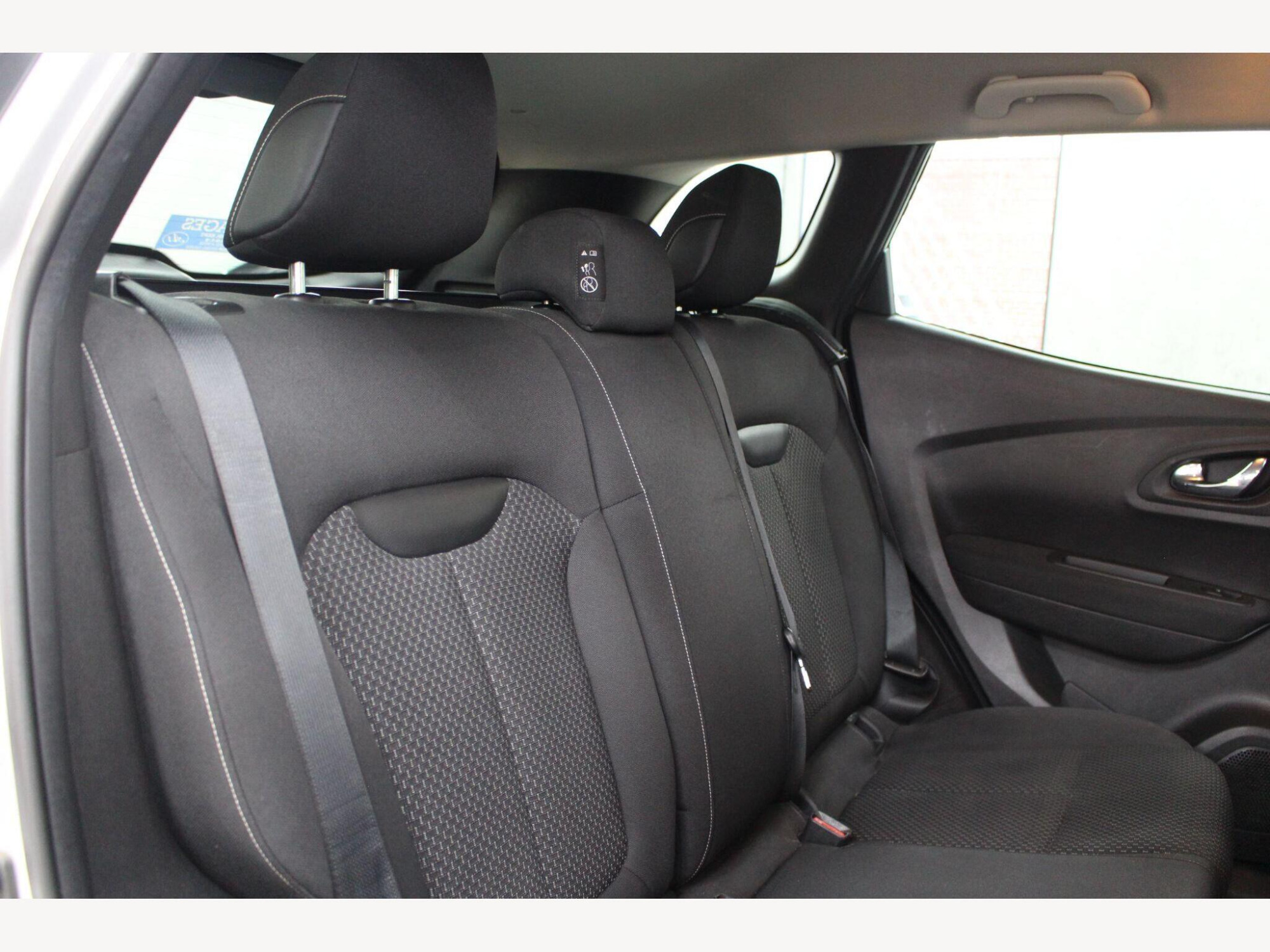 2018 Renault Kadjar image 32