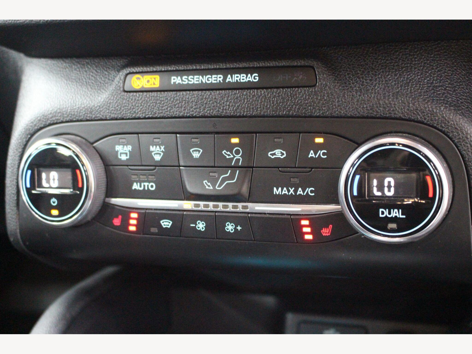 2019 Ford Focus image 14