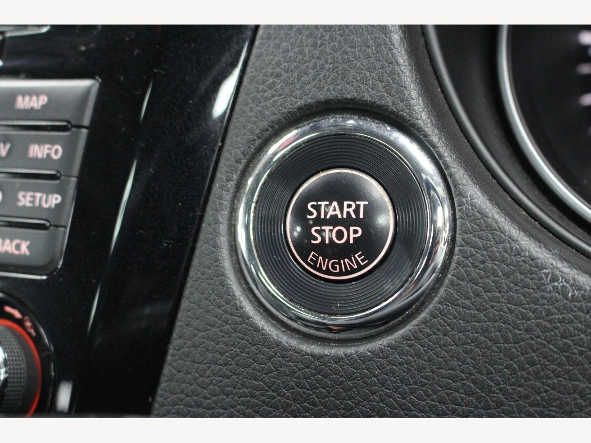 2018 Nissan Qashqai image 22