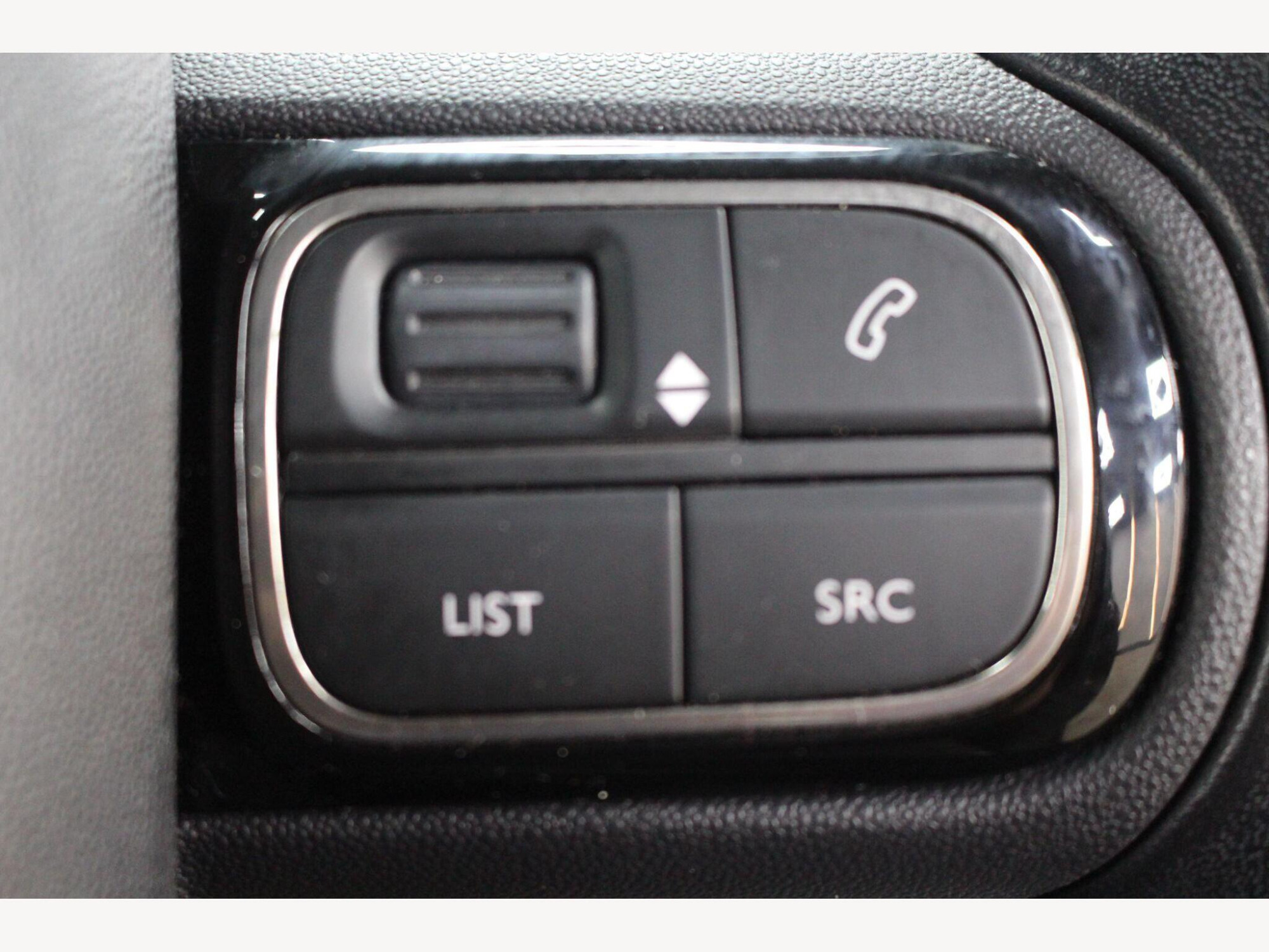 2018 Citroen C3 image 27