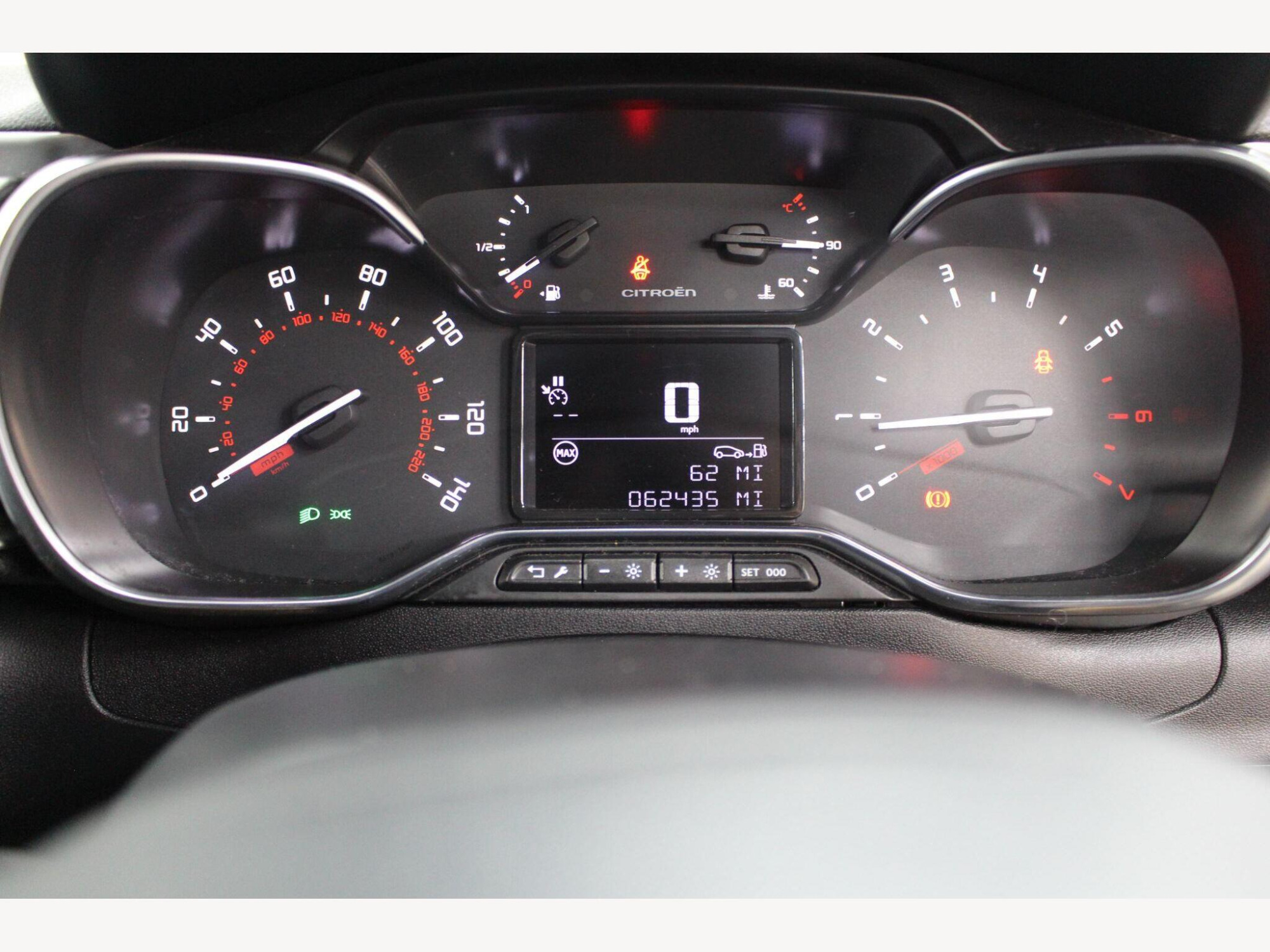 2018 Citroen C3 image 14