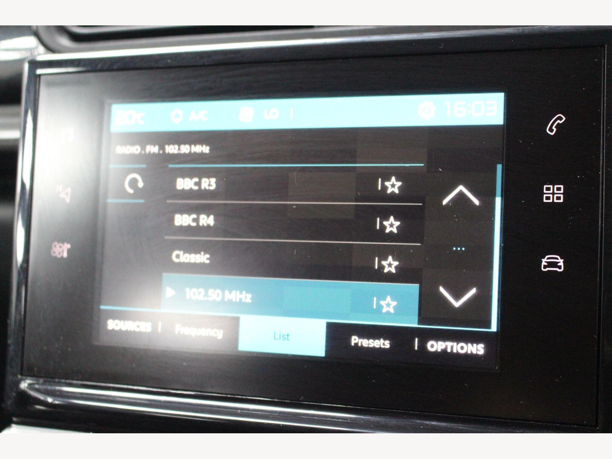 2018 Citroen C3 image 16