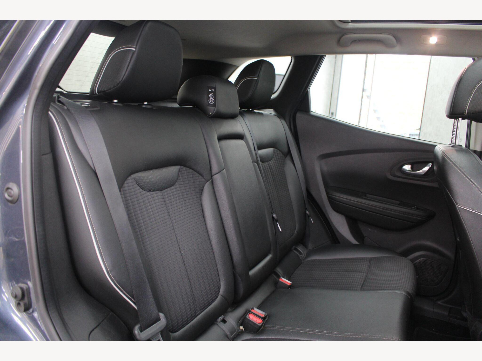 2016 Renault Kadjar image 35
